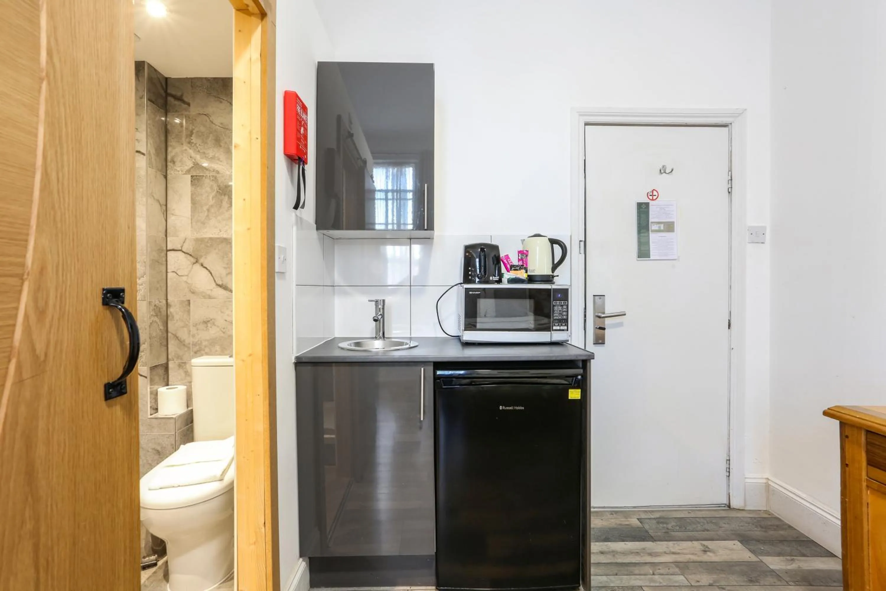 Kitchen or kitchenette in BeiRoom Hyde Park Apartments