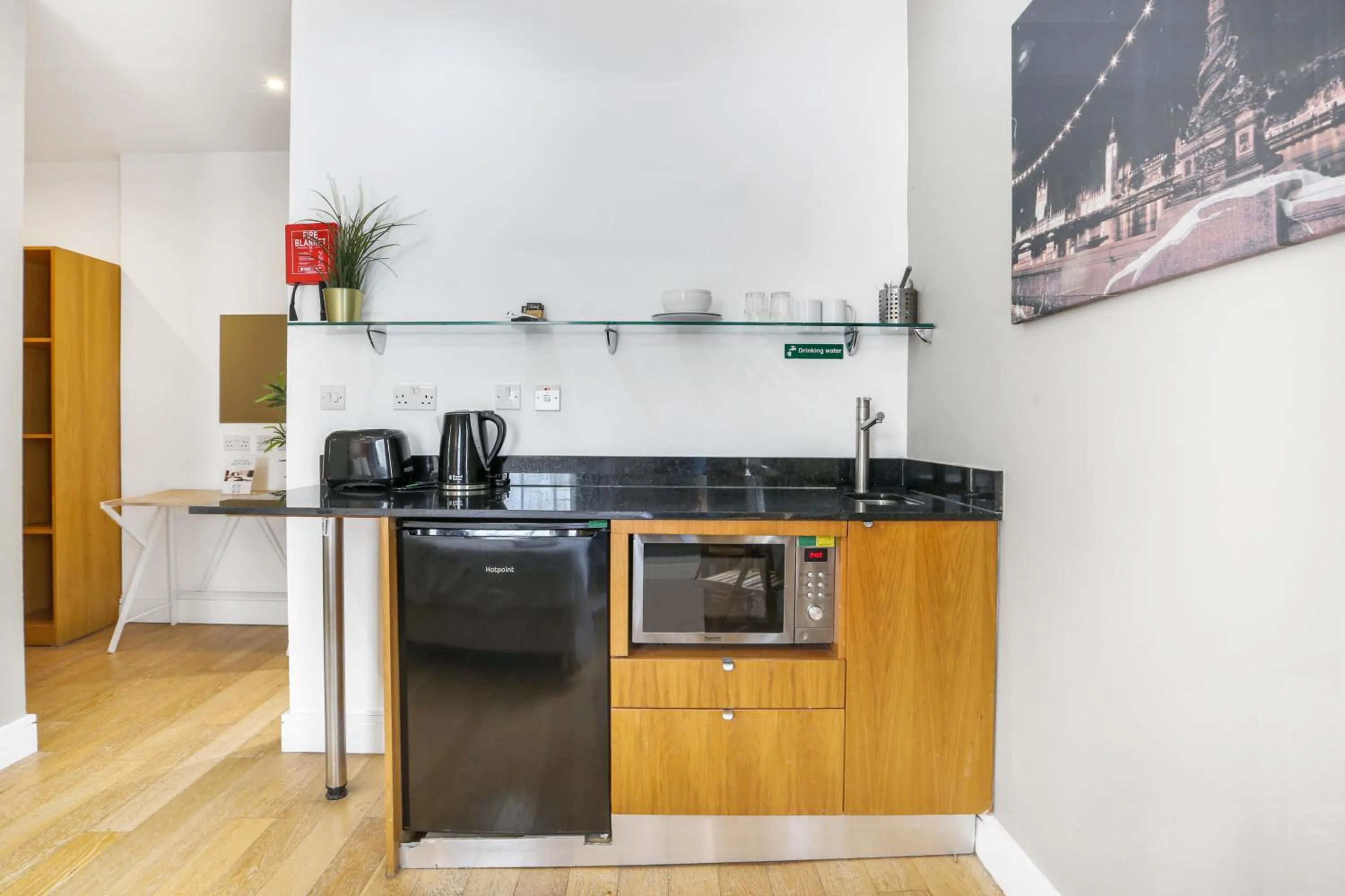 Kitchen or kitchenette in BeiRoom Hyde Park Apartments