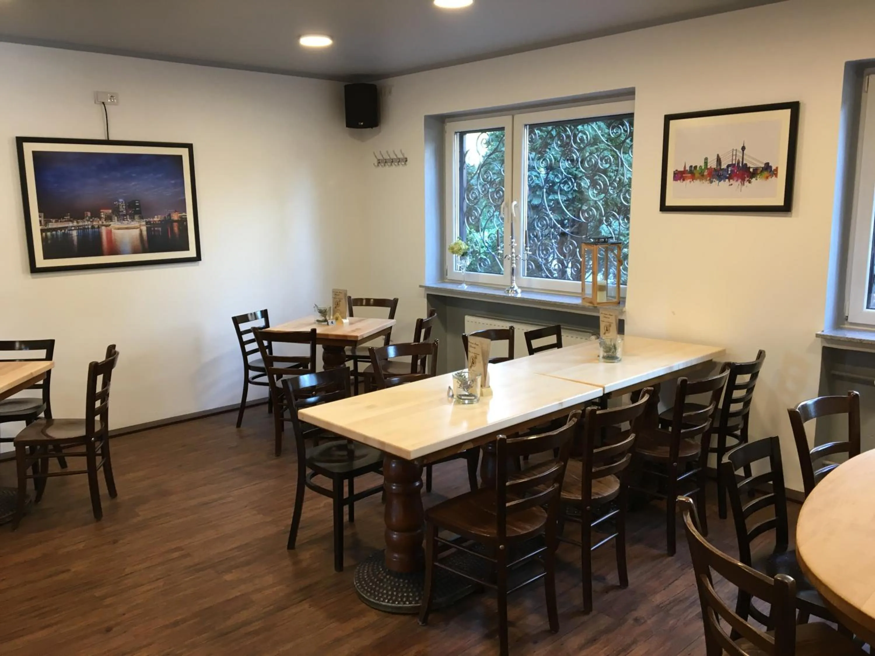 Restaurant/places to eat in Zum armen Mann