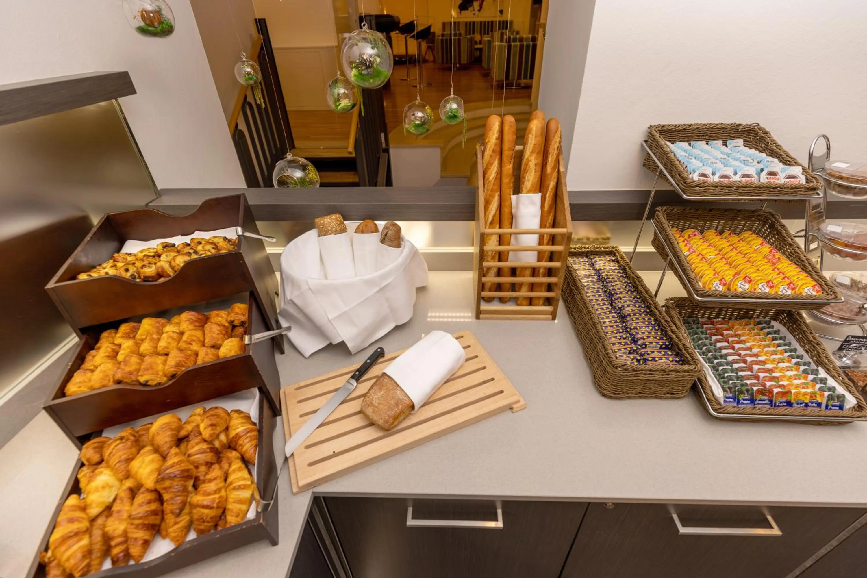 Breakfast in Hôtel Méditerranée