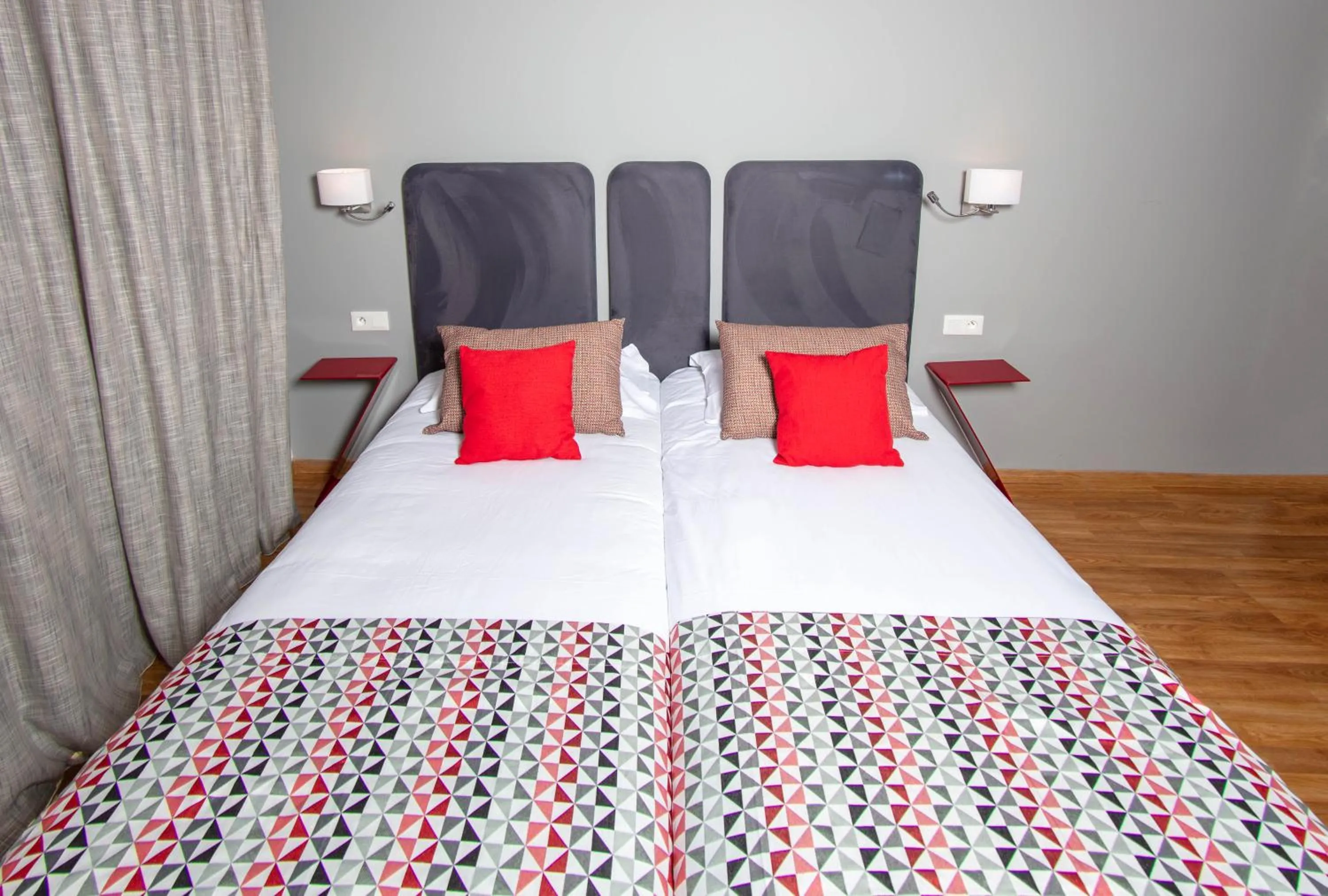 Bed in Hôtel Méditerranée