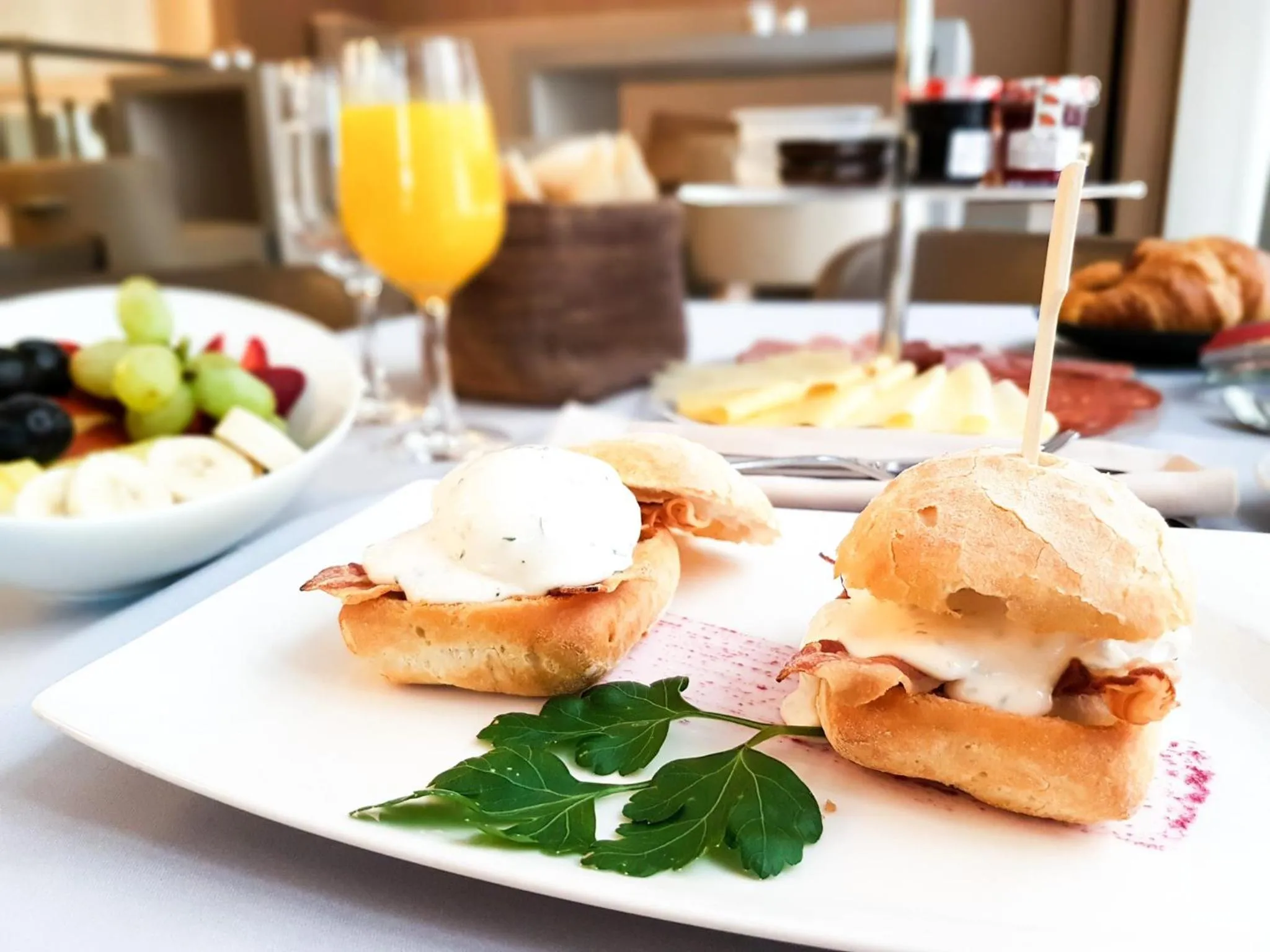 Breakfast in Art Hotel Kalelarga