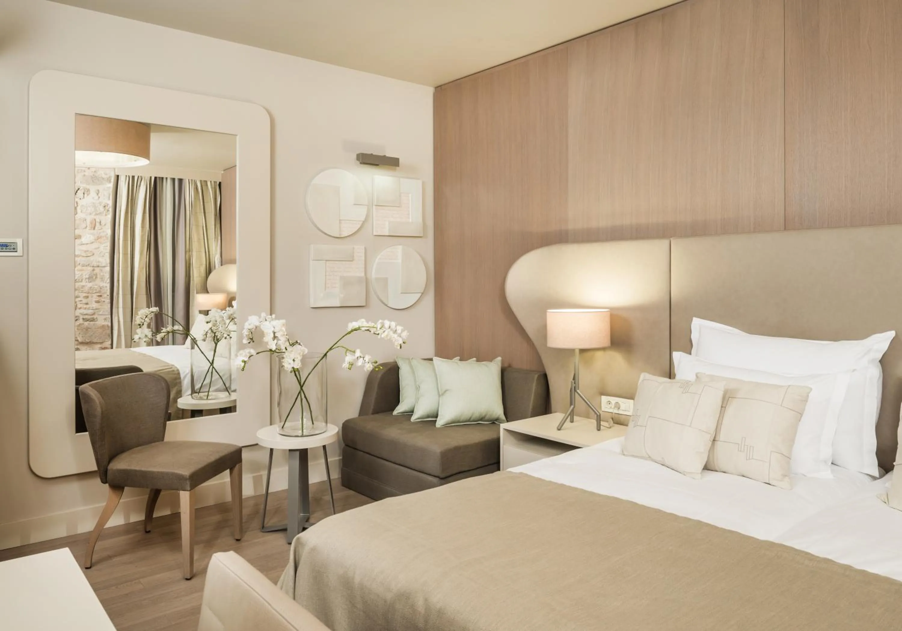 Photo of the whole room, Bed in Art Hotel Kalelarga