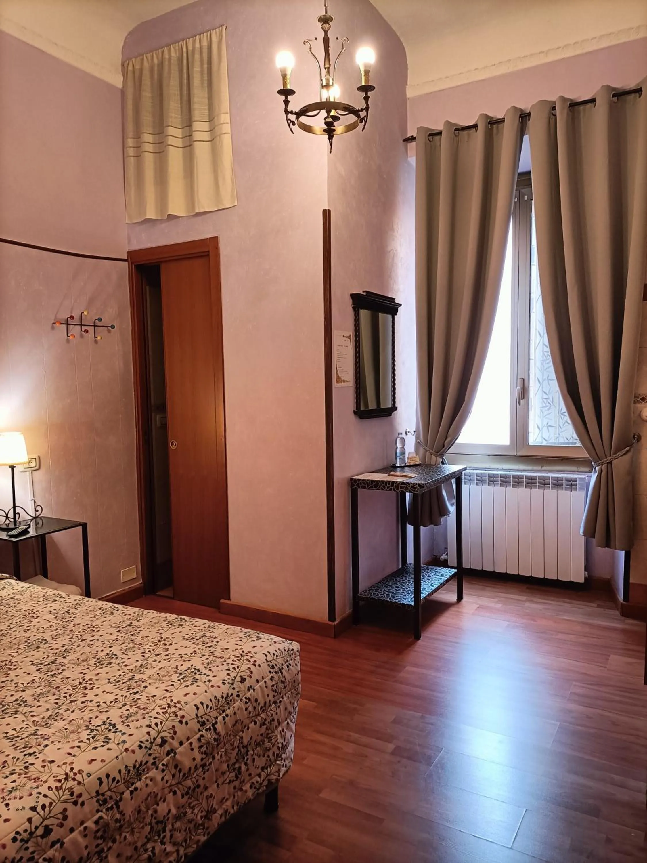 Bedroom, Bed in Rossi Hotel