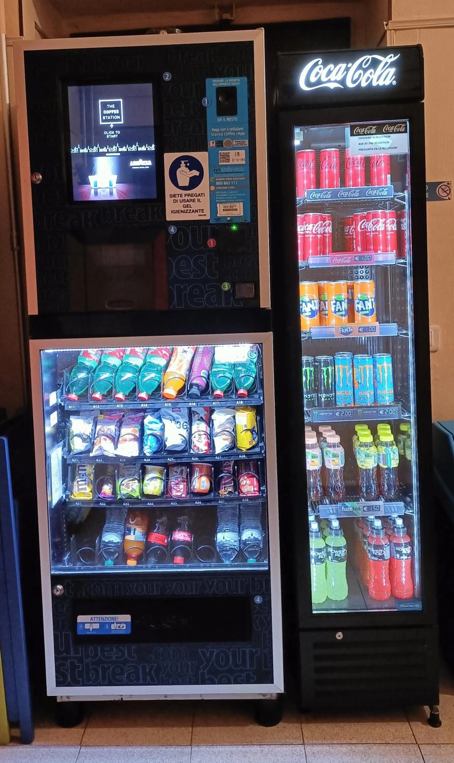 vending machine in Rossi Hotel