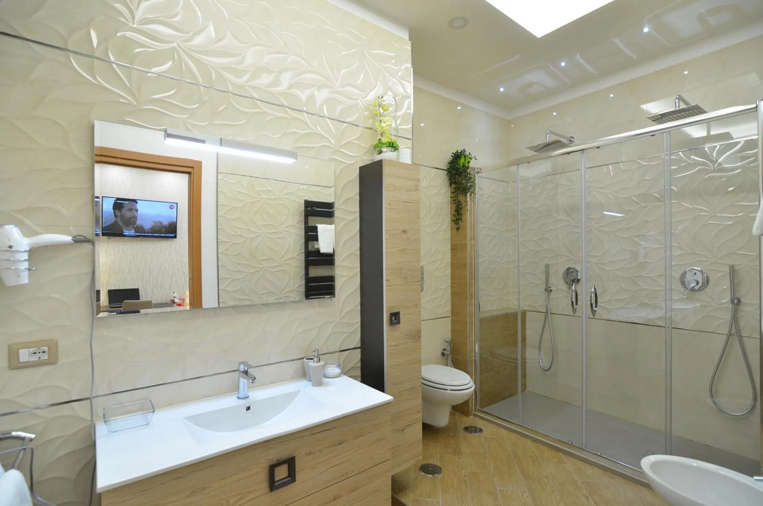 Bathroom in Caserta Deluxe