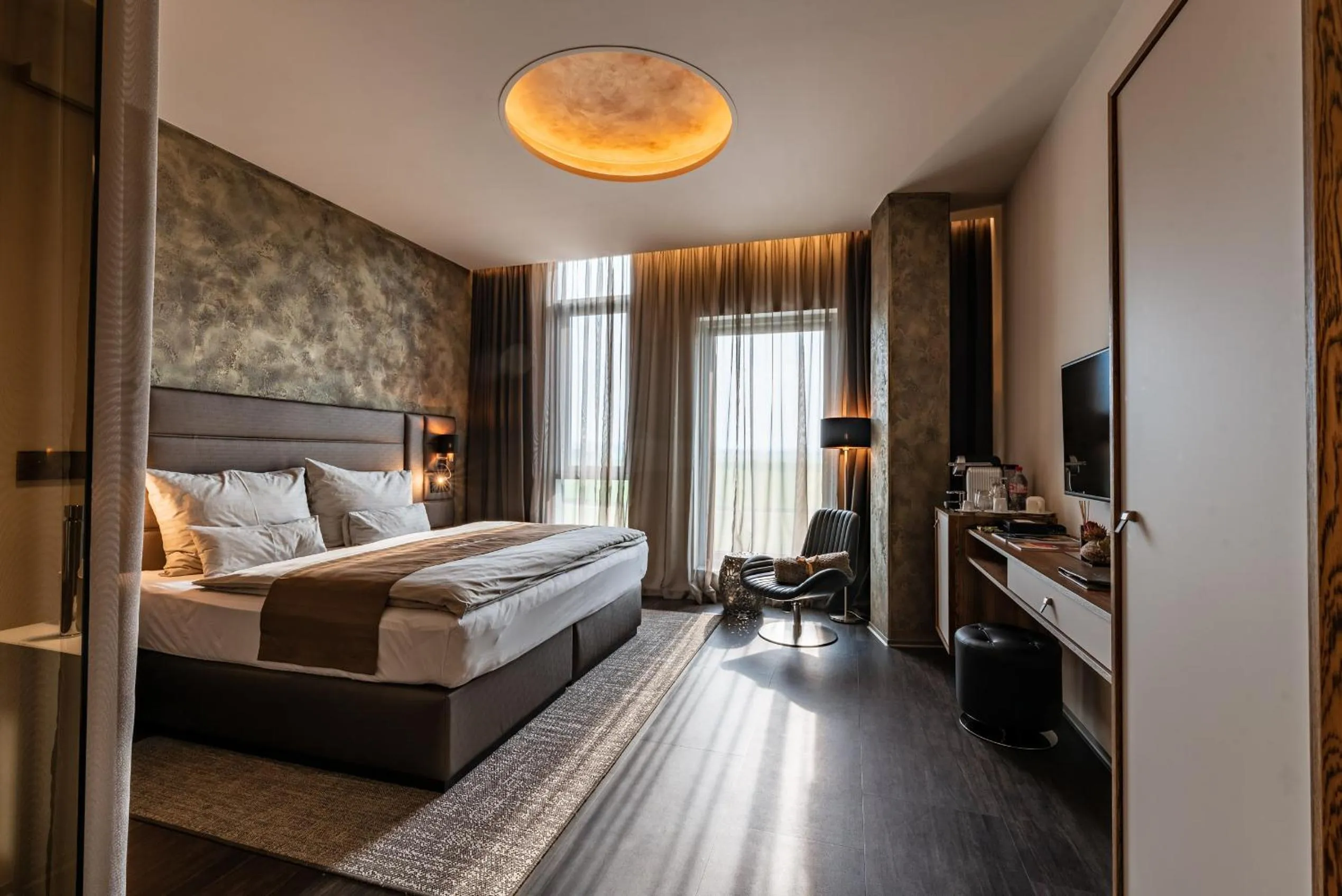 Bed in NUTREND World