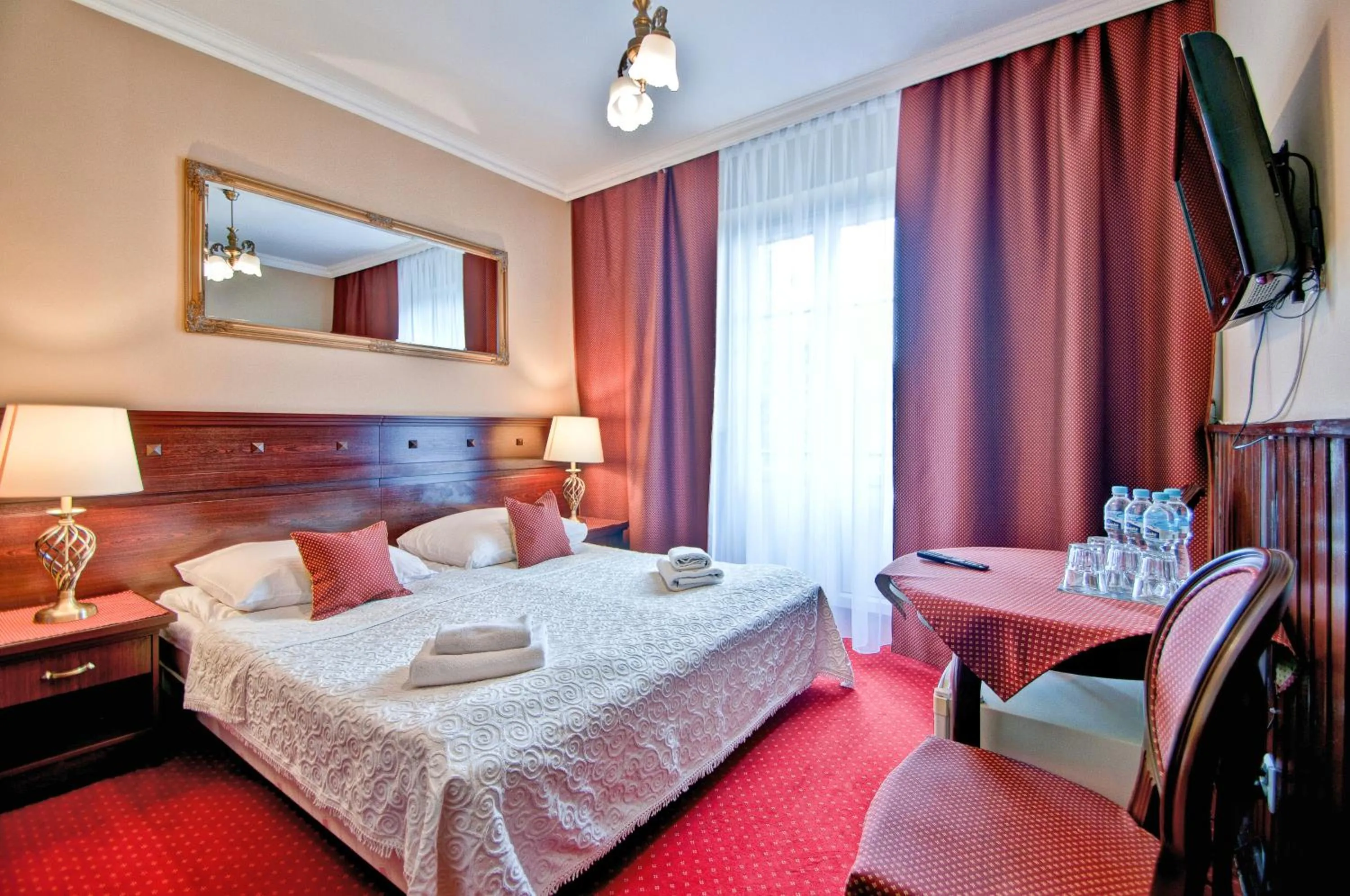 Bedroom, Bed in Willa Roztoka