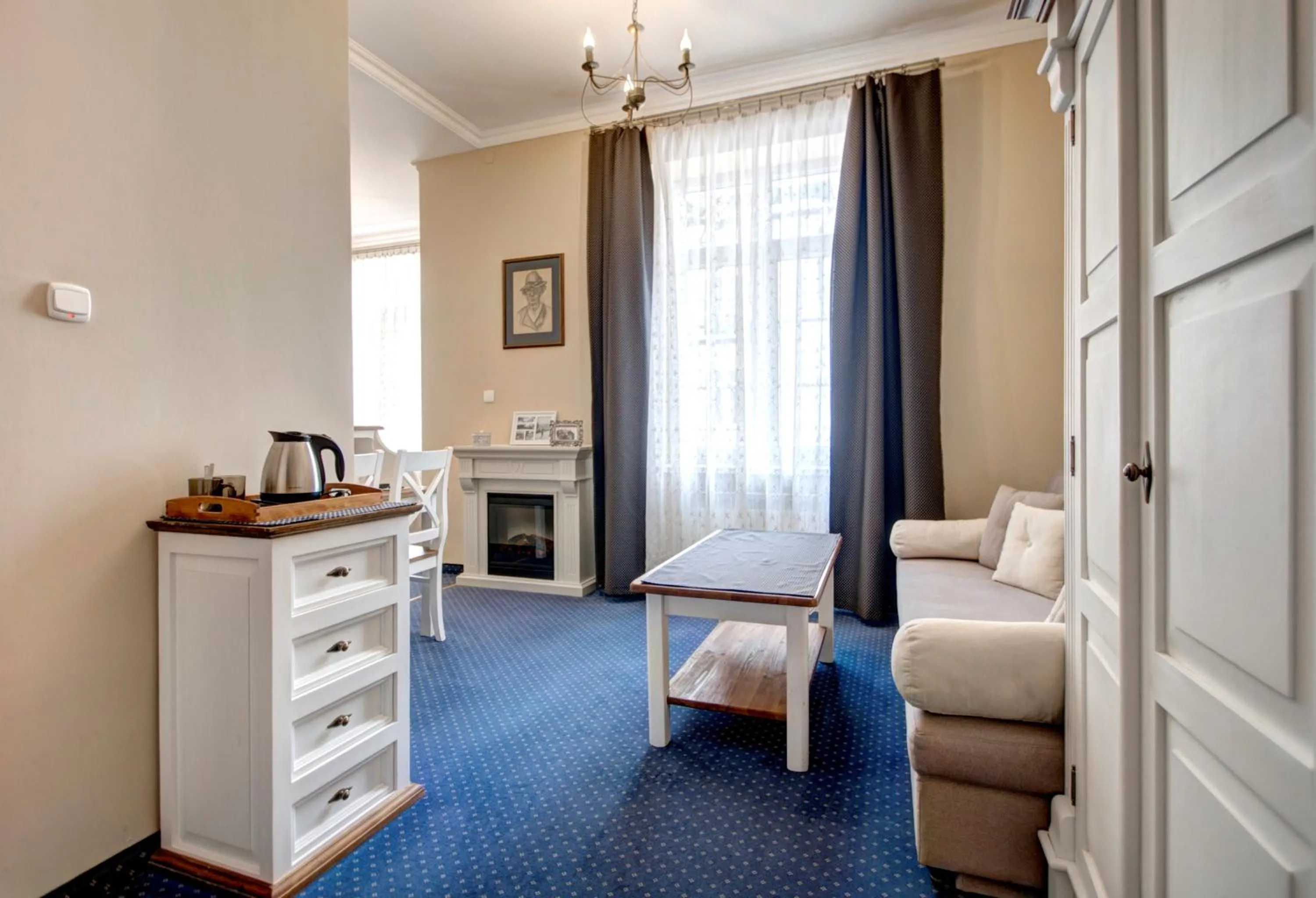 Photo of the whole room in Willa Roztoka