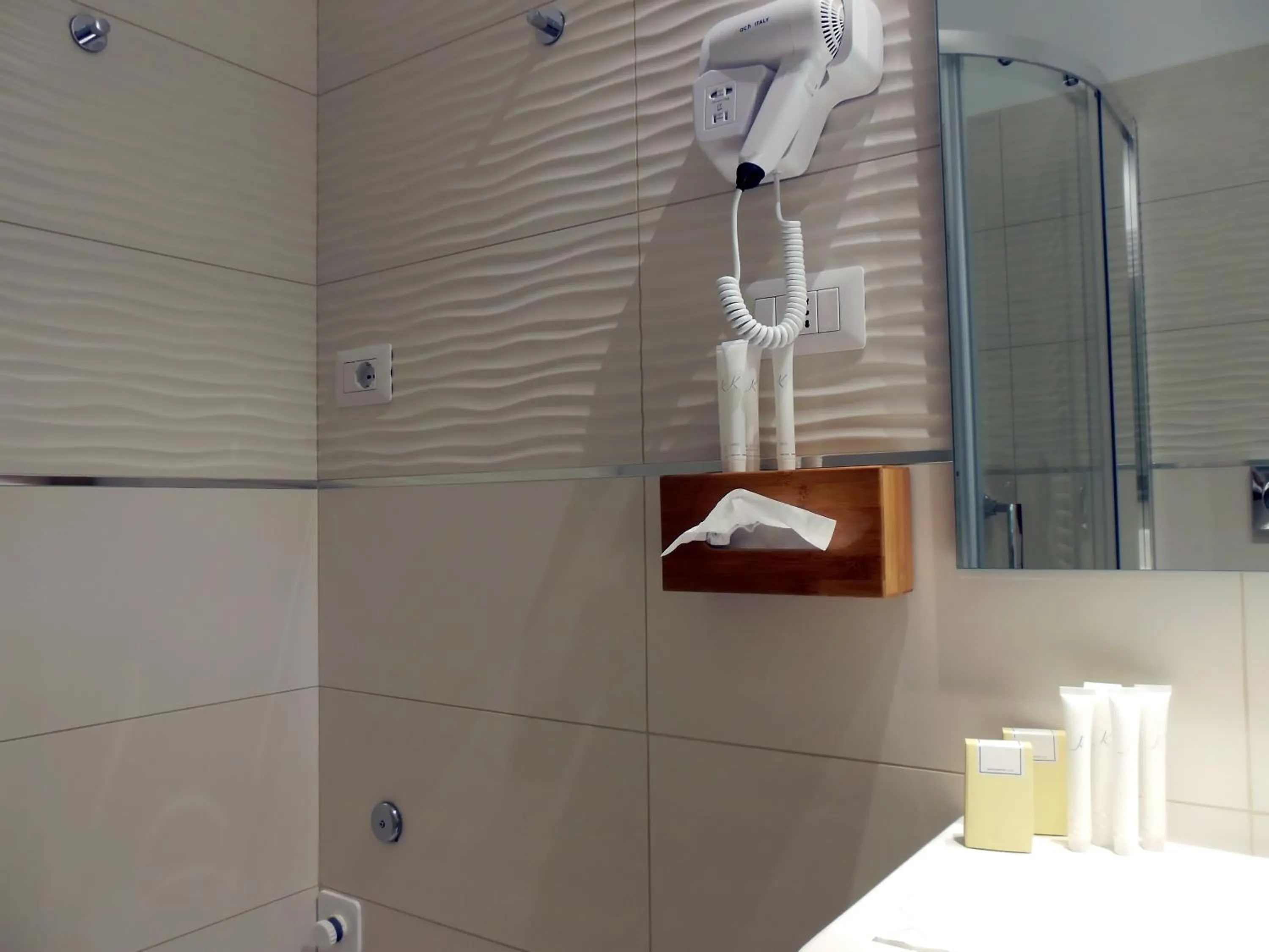 Bathroom in L'OSPITE - LIFESTYLE RESIDENCE, Design Rooms