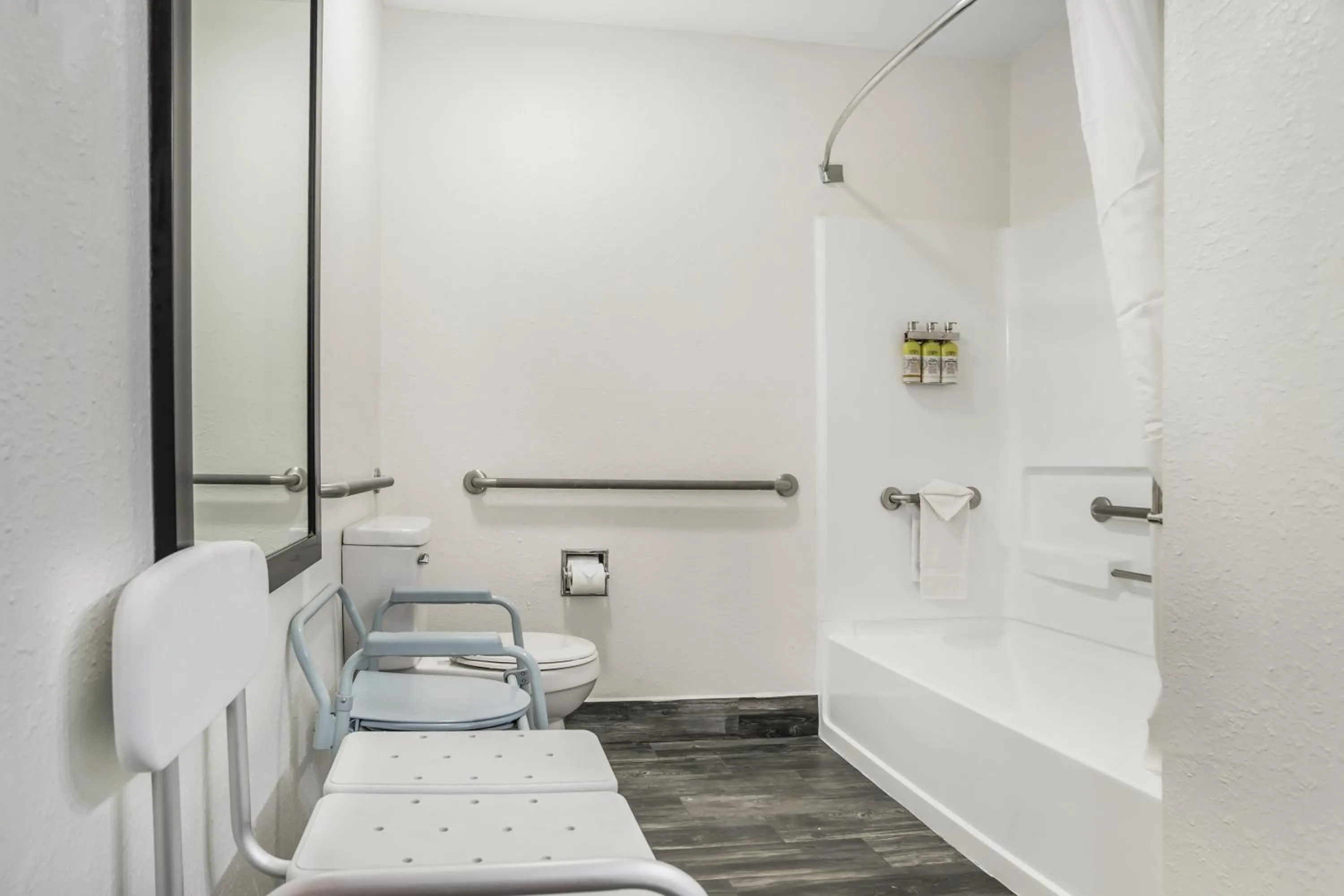 Bathroom in Key West Inn - Fairhope