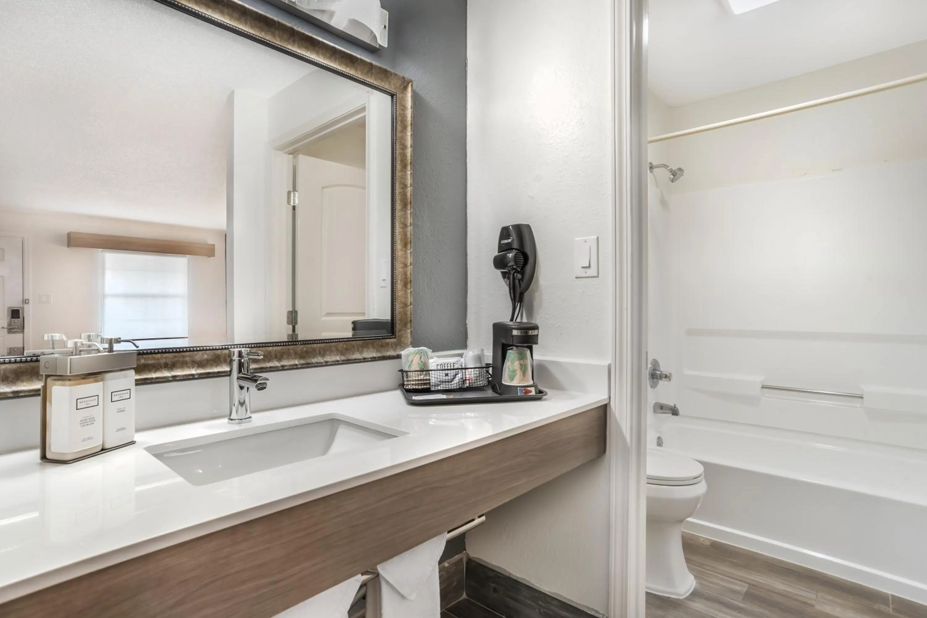 Bathroom in Key West Inn - Fairhope