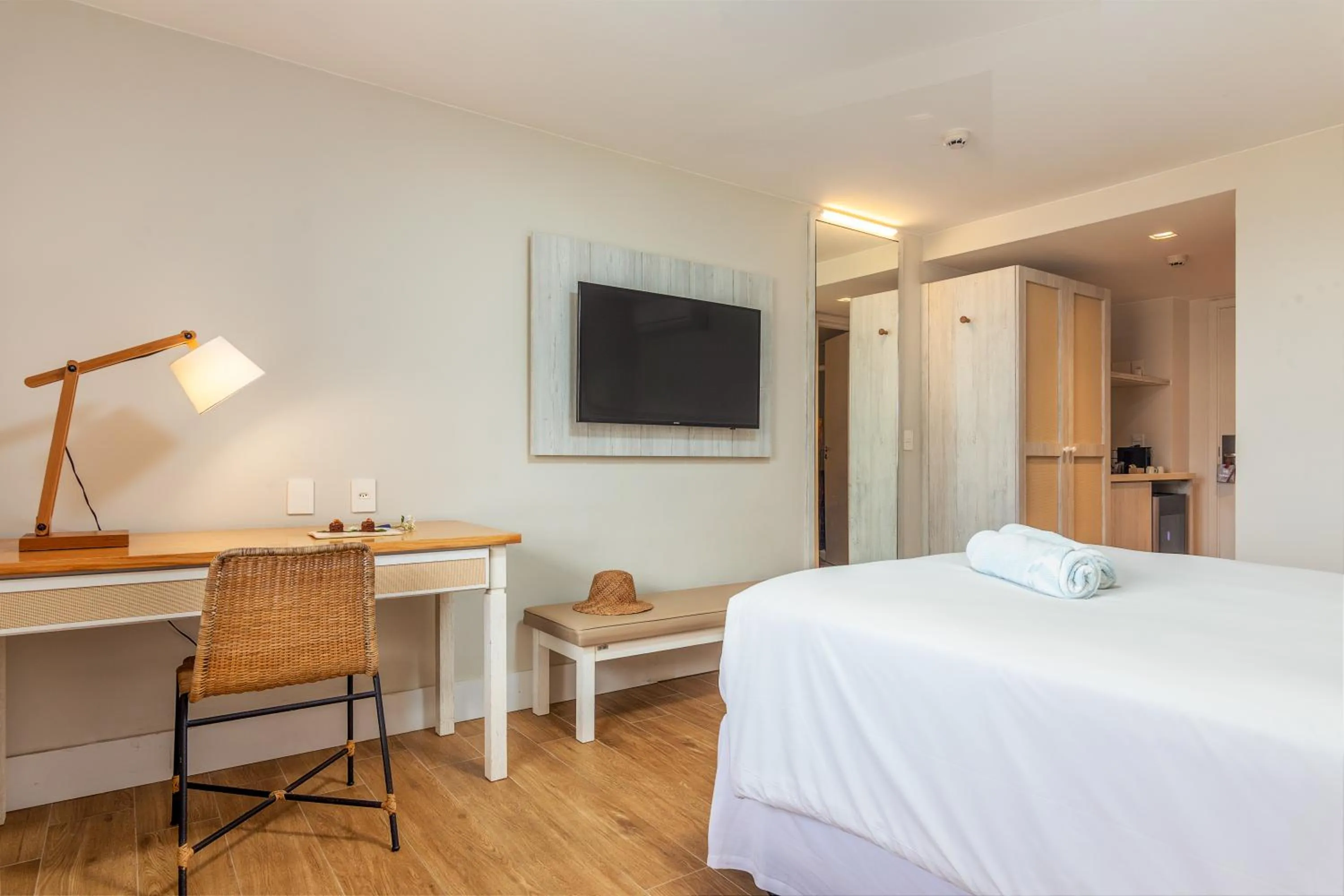 TV and multimedia, Bed in Hotel Aretê