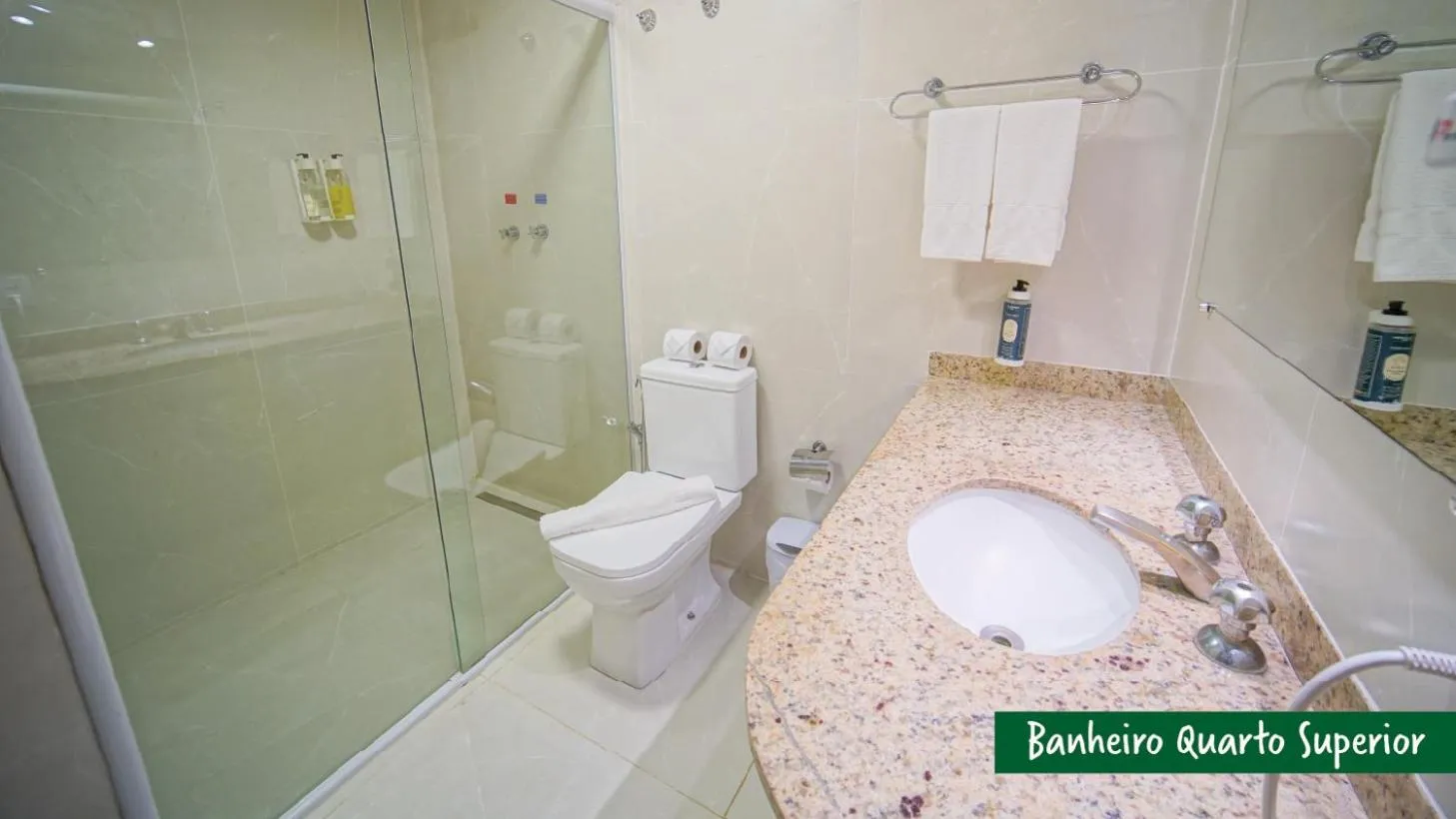 Toilet in Eldorado Atibaia Eco Resort