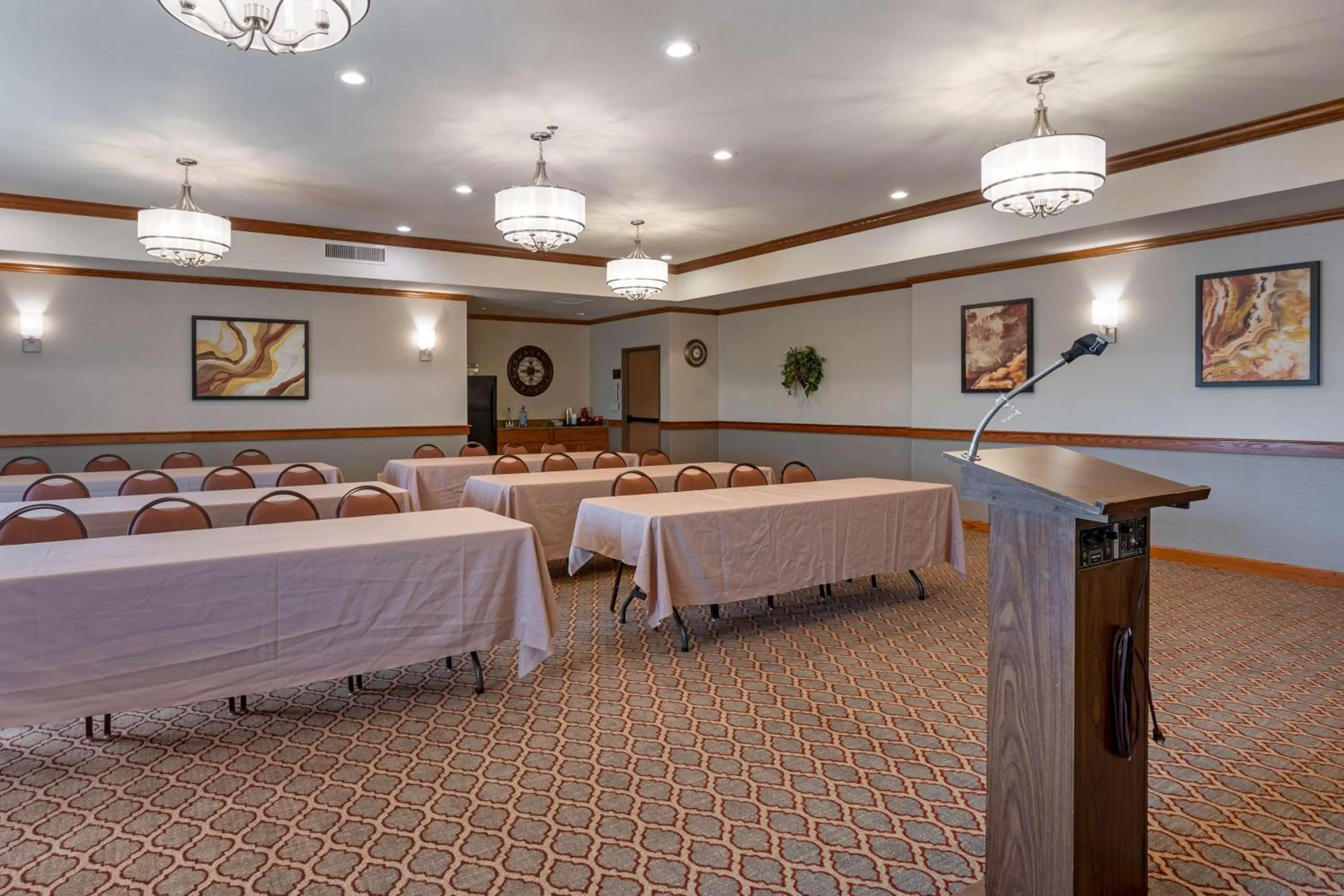 Meeting/conference room in Best Western Plus Capital Inn