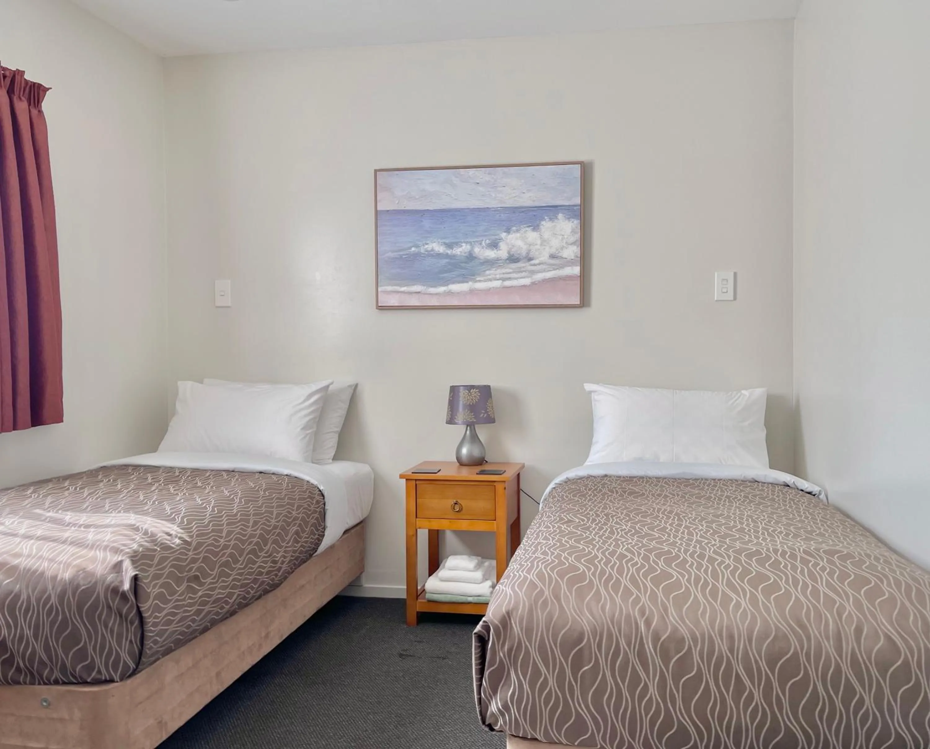 Bedroom, Bed in Amalfi Motor Lodge