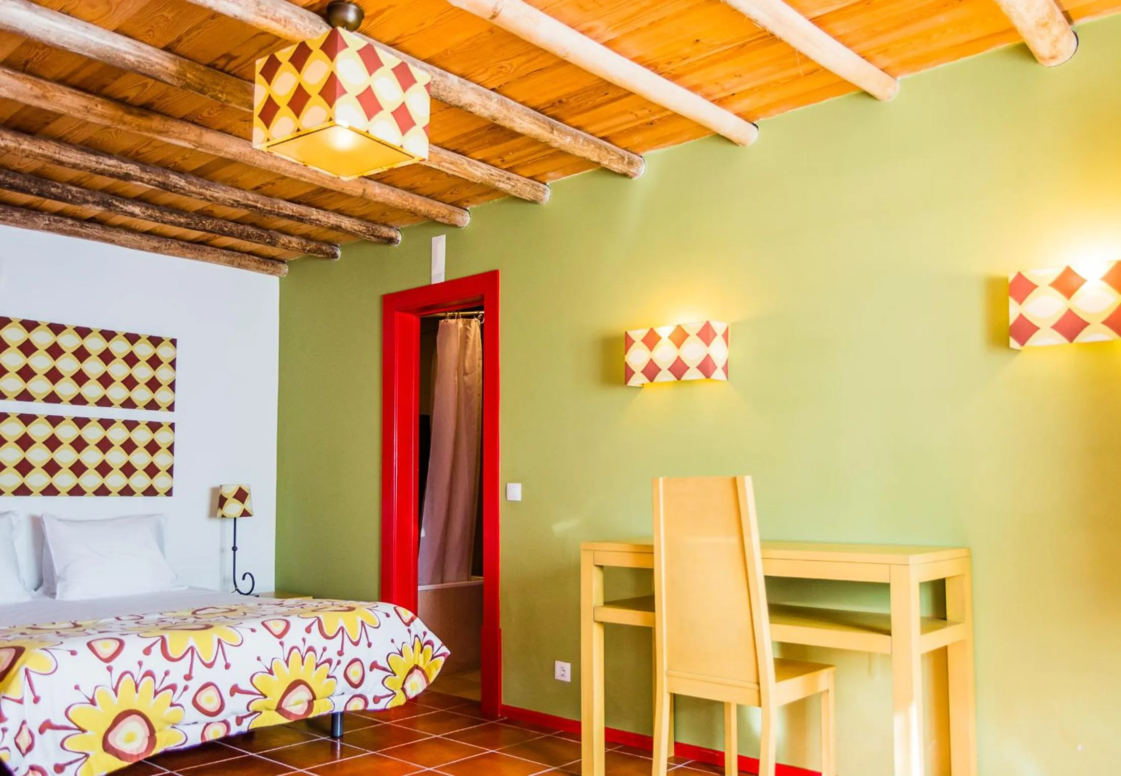 Bathroom, Bed in Casa Da Padeira - Turismo Rural