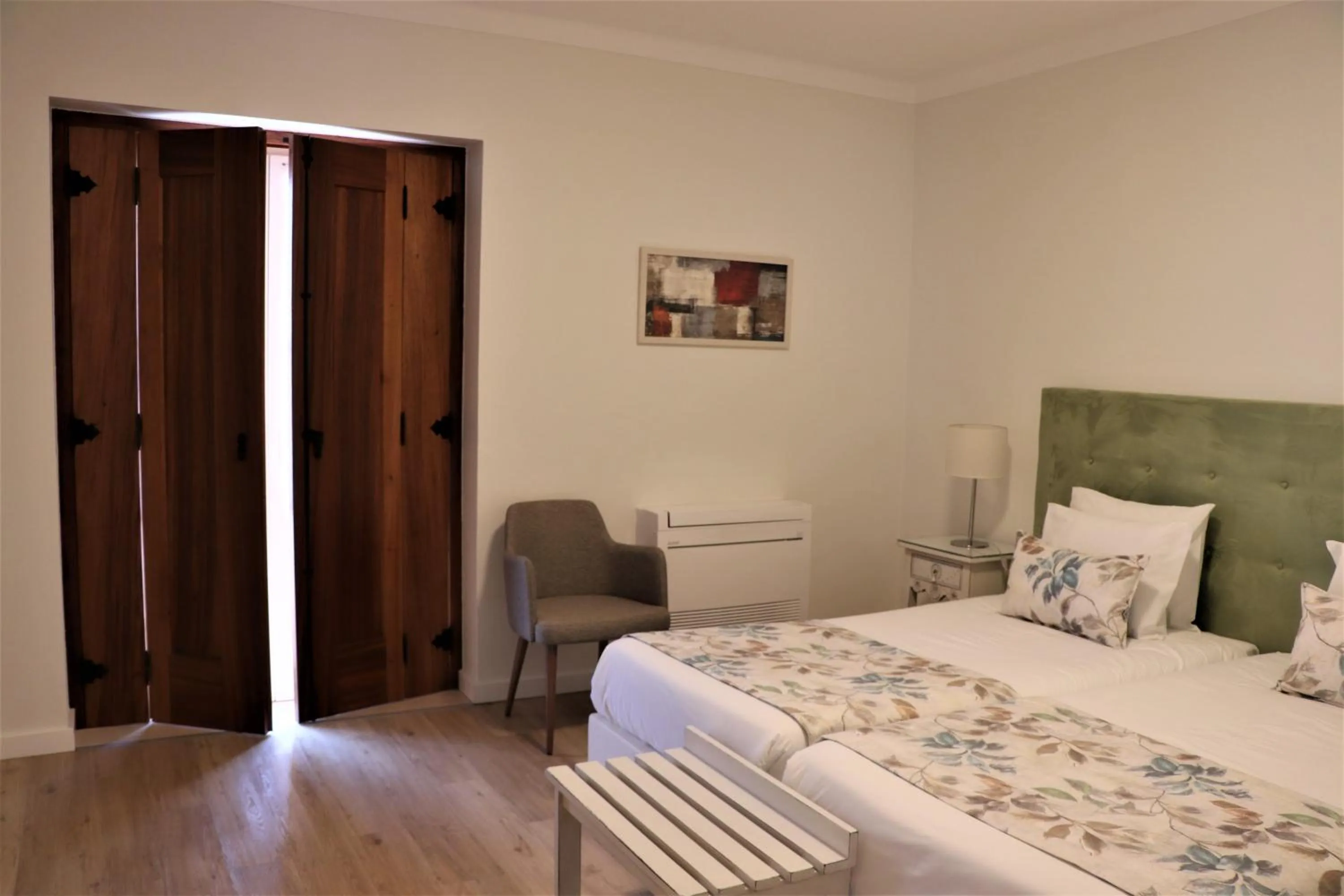 Pool view, Bed in Casa Da Padeira - Turismo Rural