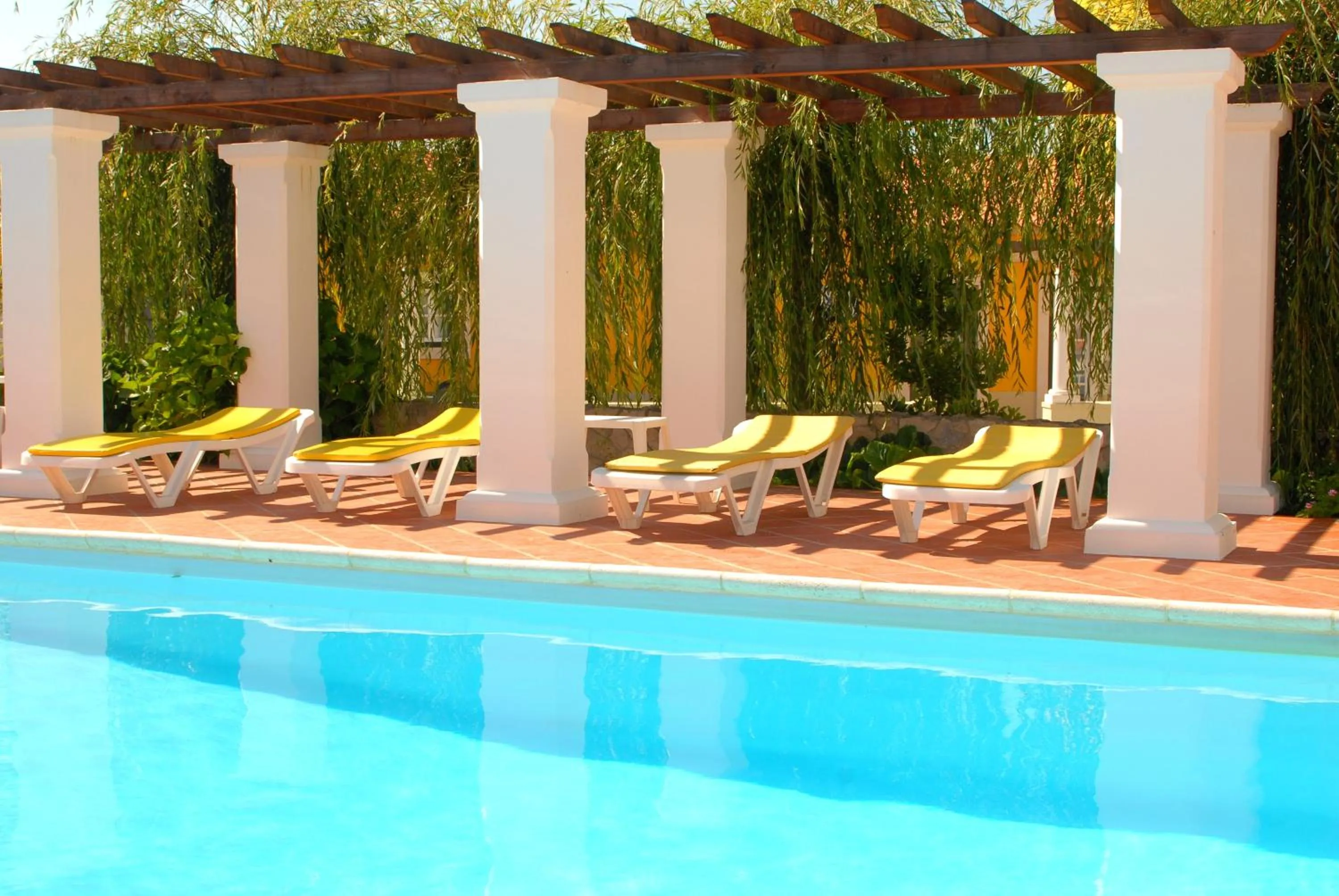 Swimming pool in Casa Da Padeira - Turismo Rural