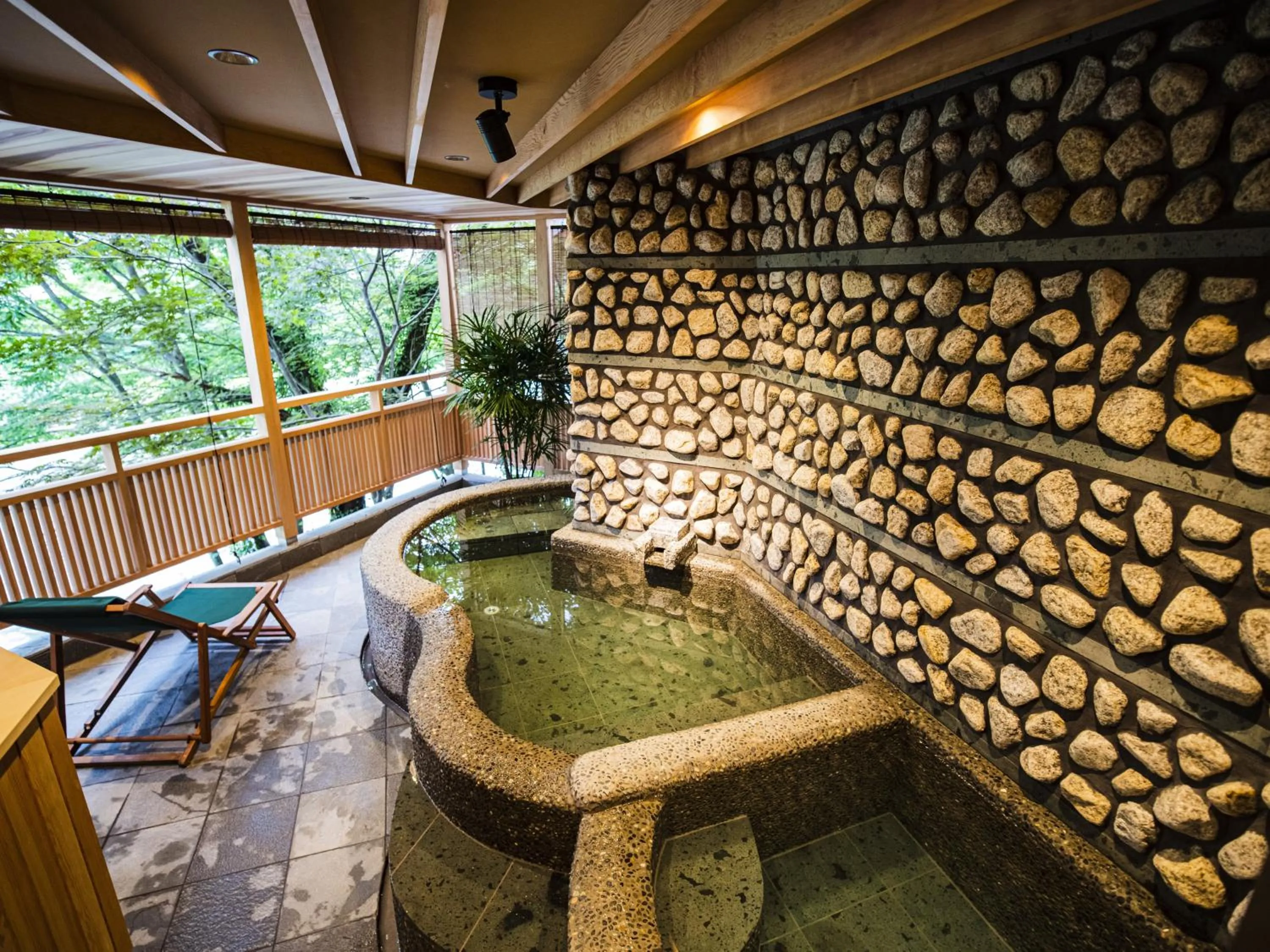 Hot Tub in Tatsumikan