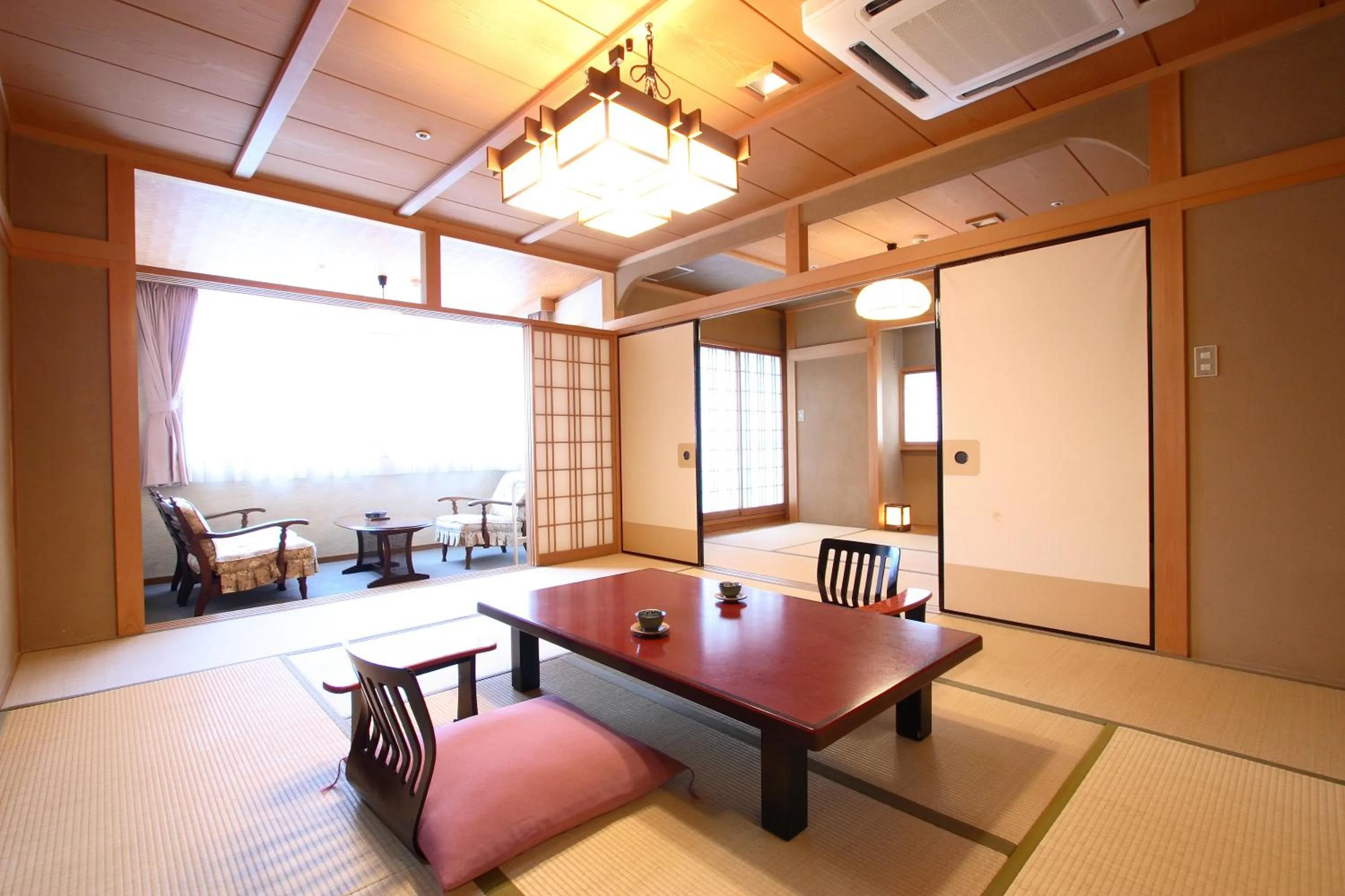 Living room in Tatsumikan