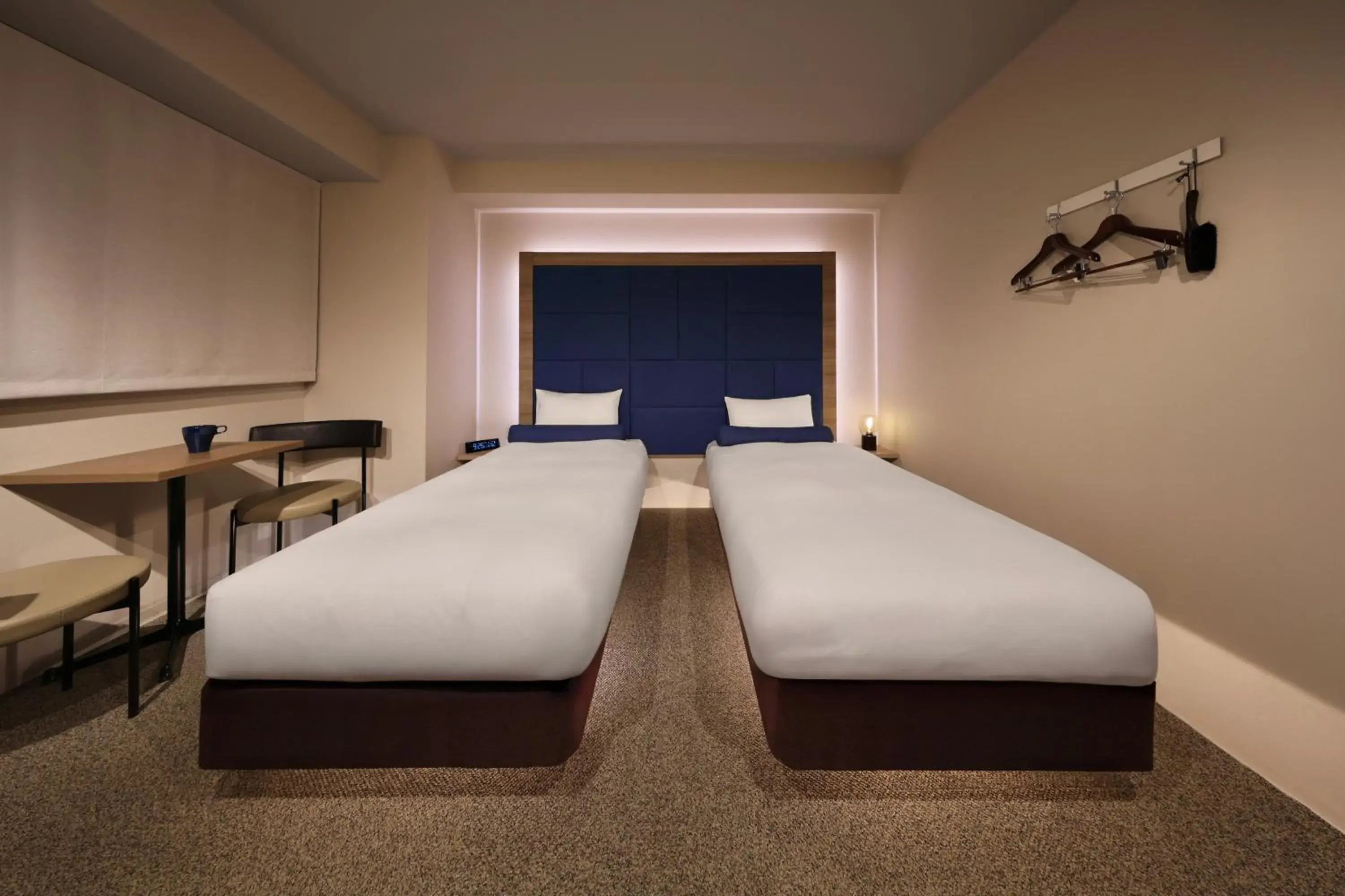 Standard Twin Room in Doutonbori Crystal Hotel Standard Twin Room in Doutonbori Crystal Hotel