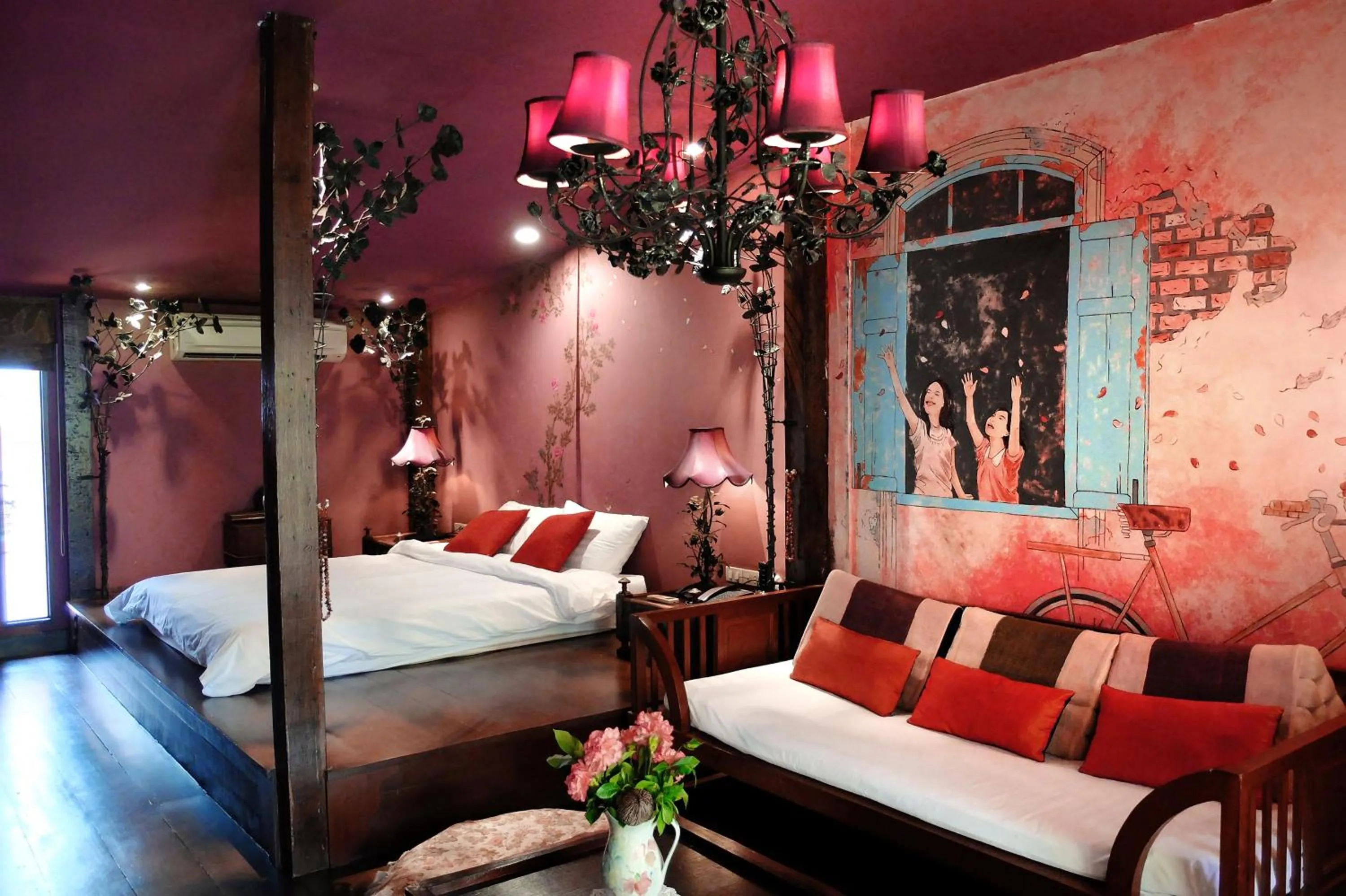 Bedroom, Bed in Old Capital Bike Inn - SHA Certified