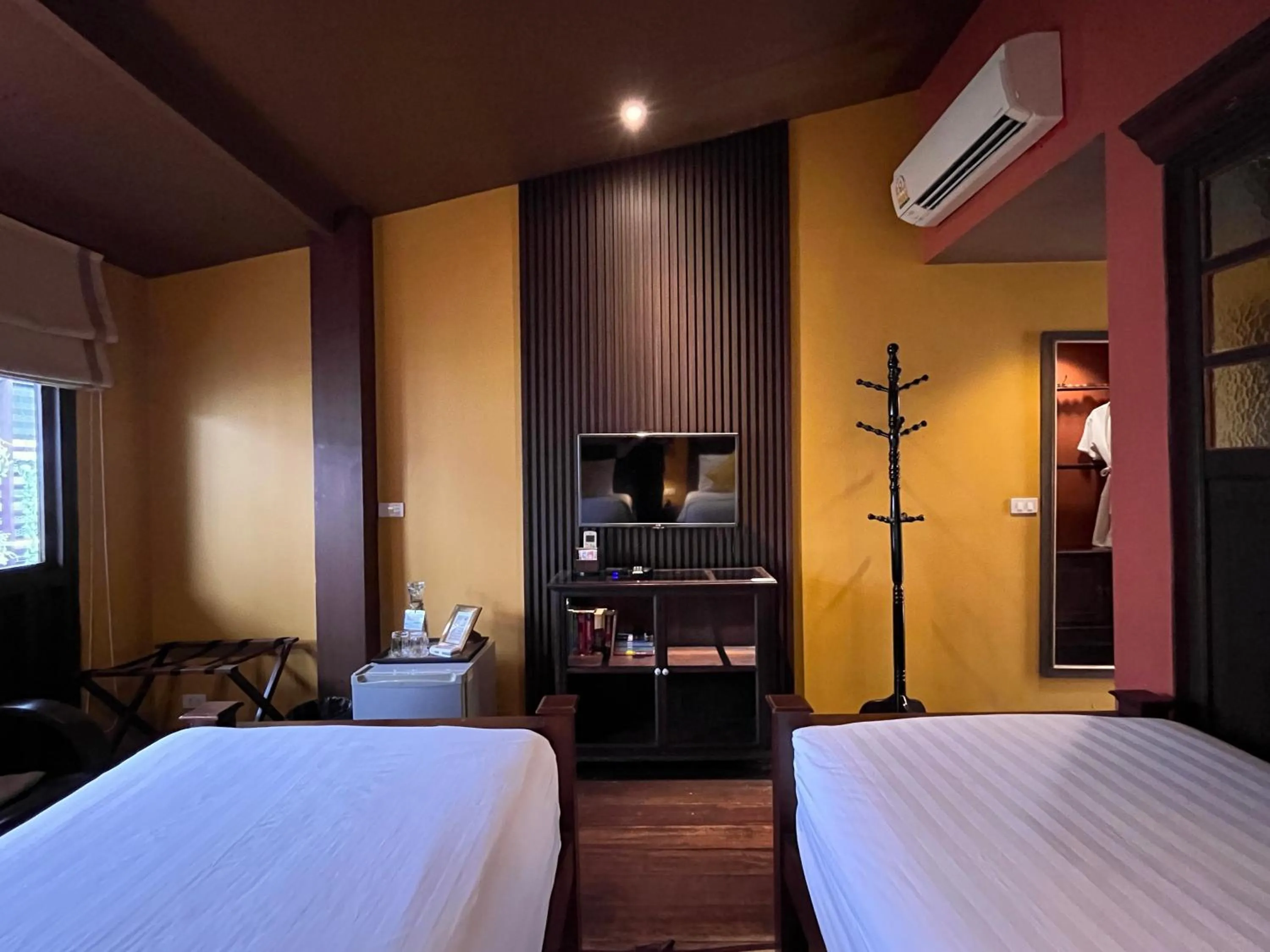 TV and multimedia, Bed in Old Capital Bike Inn - SHA Certified