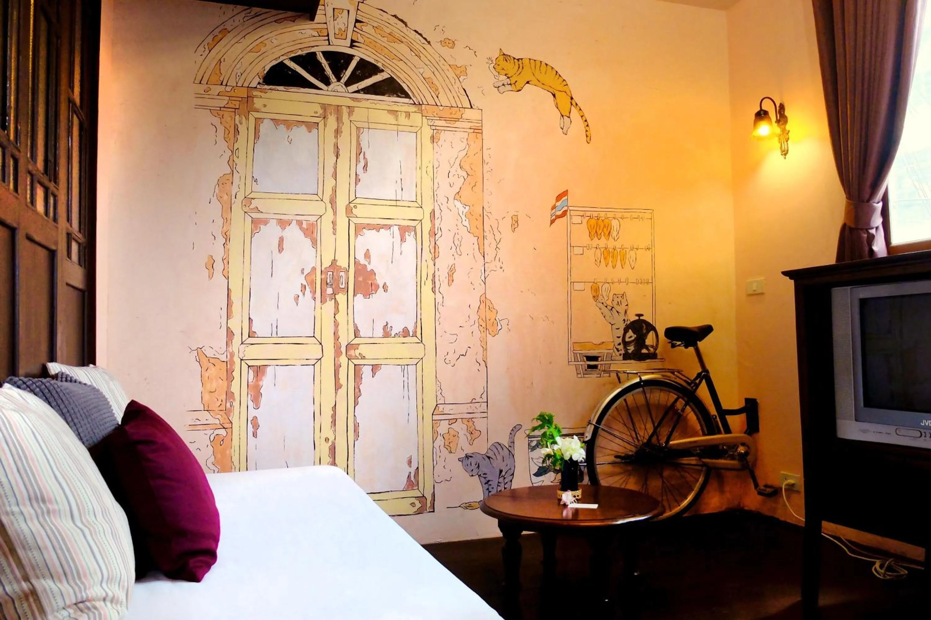 Living room, Bed in Old Capital Bike Inn - SHA Certified