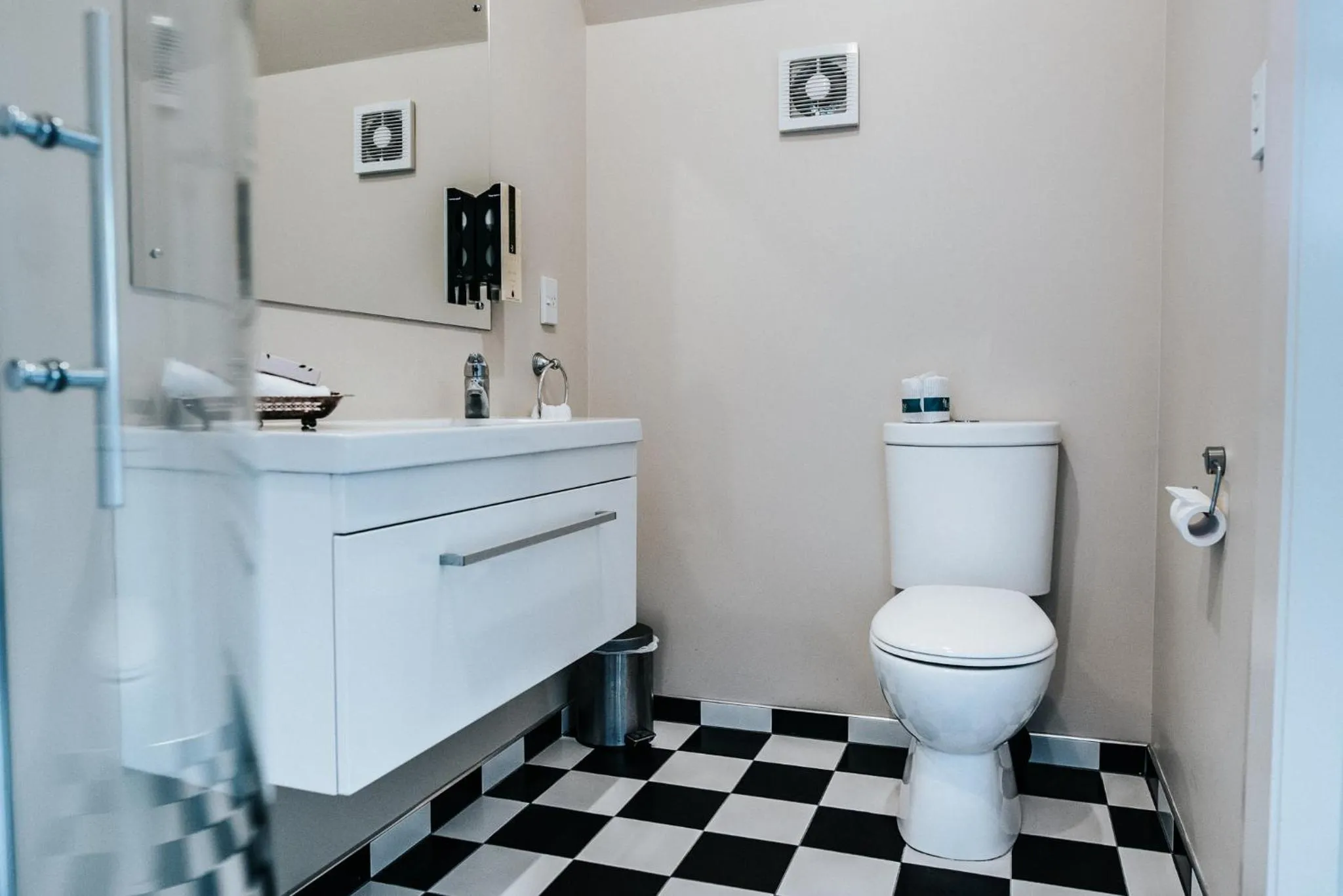 Bathroom in The Grange B&B