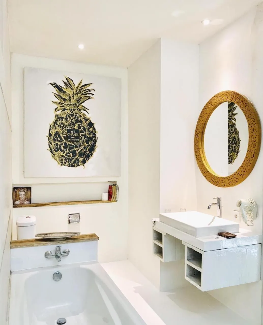 Bathroom in La Belle Villa