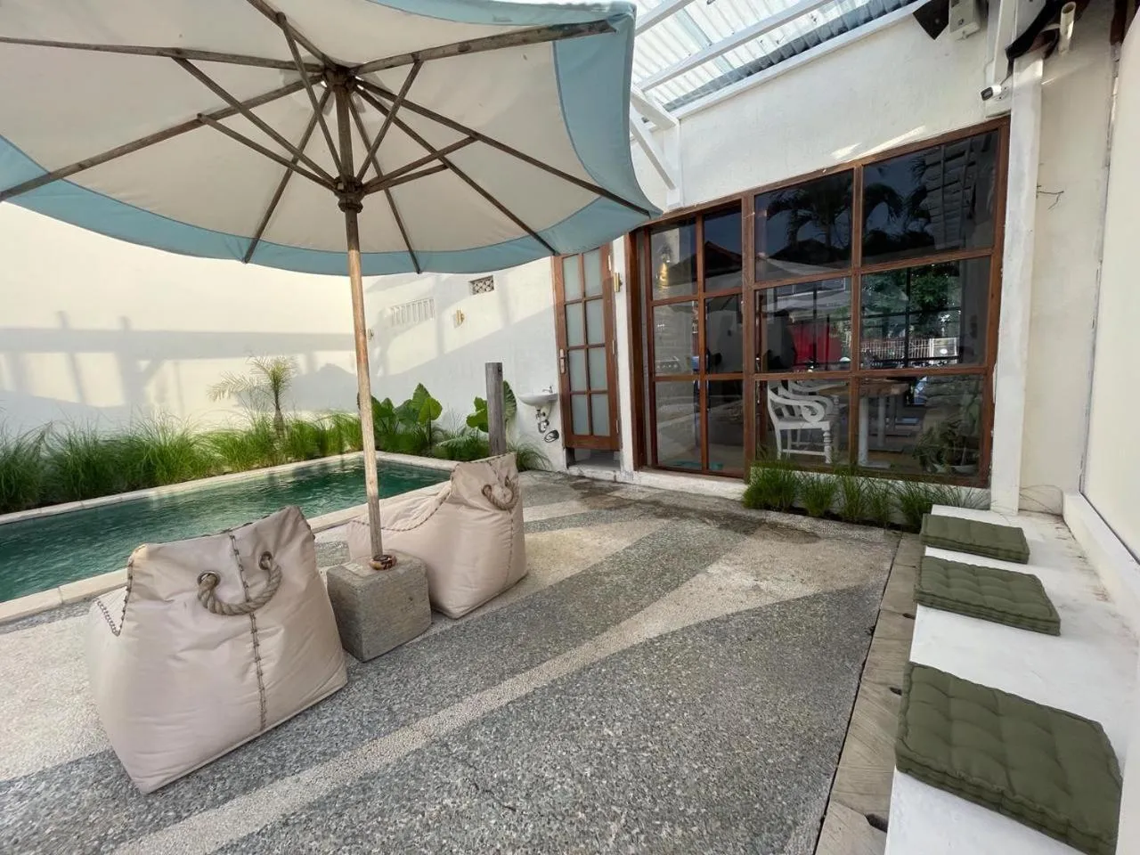 Swimming pool in La Belle Villa