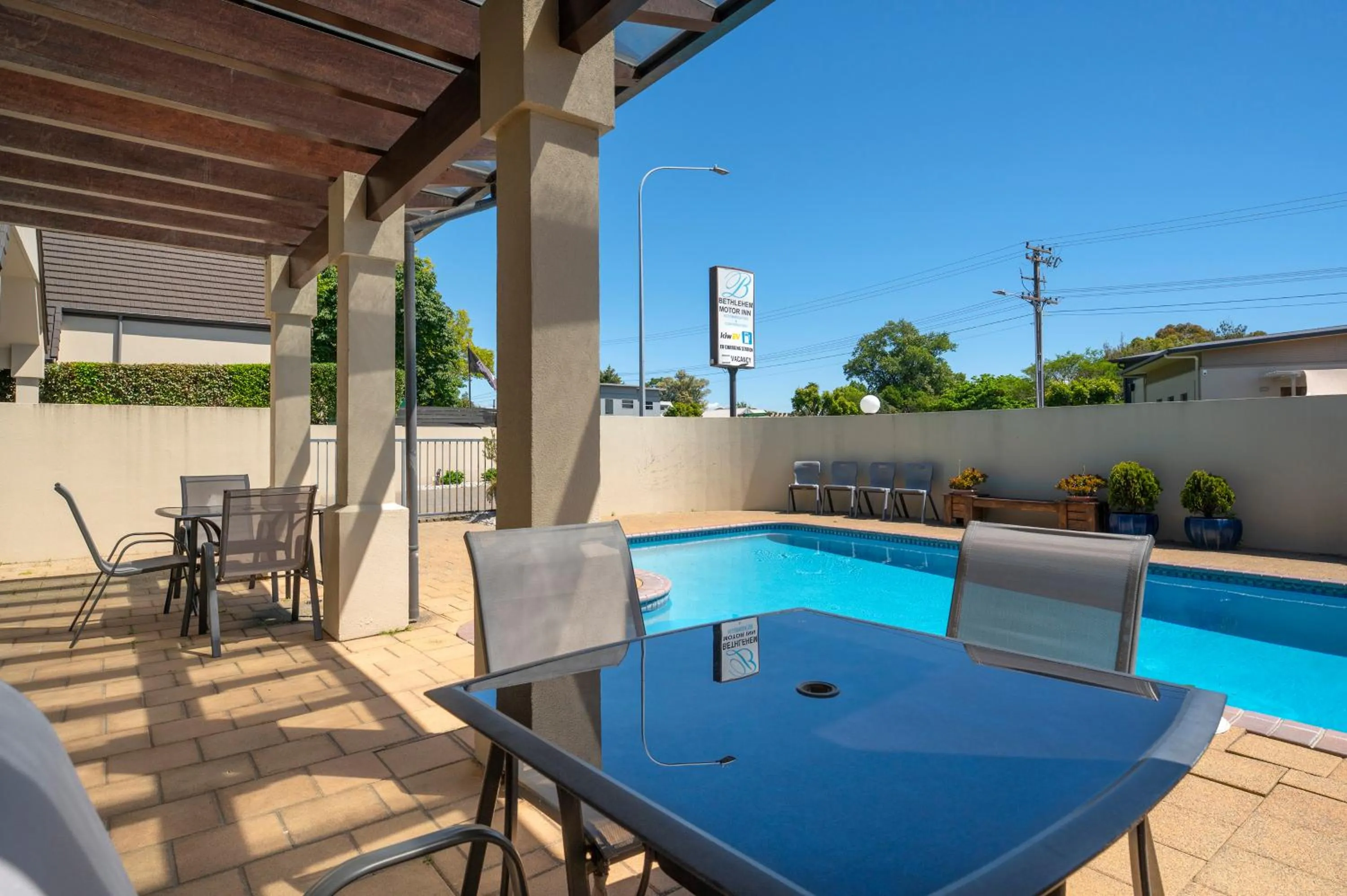 Pool view in Bethlehem Motor Inn and Conference Centre
