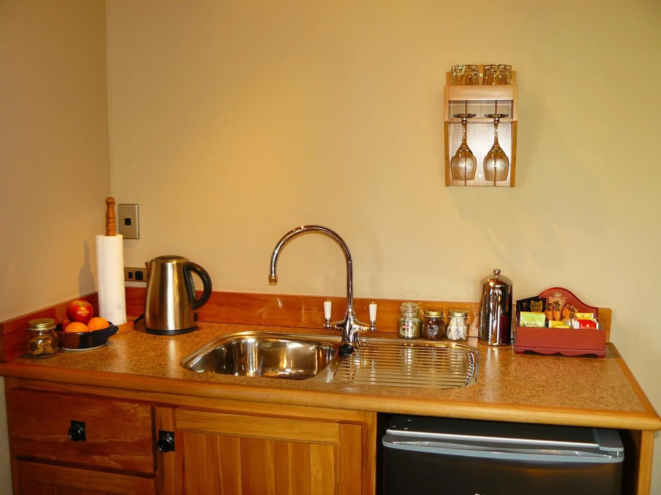 Coffee/tea facilities in Holly Homestead B&B