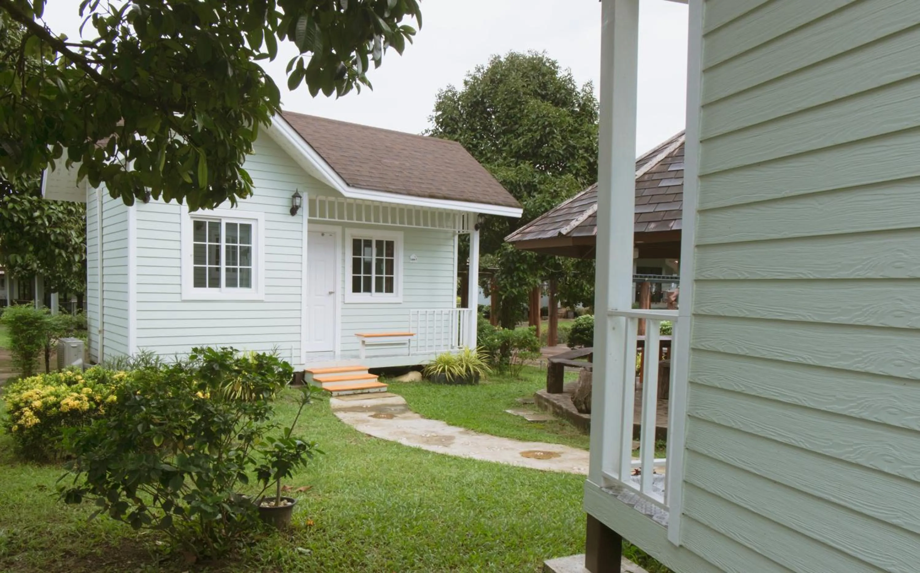 Property building in Akantuka Homestay