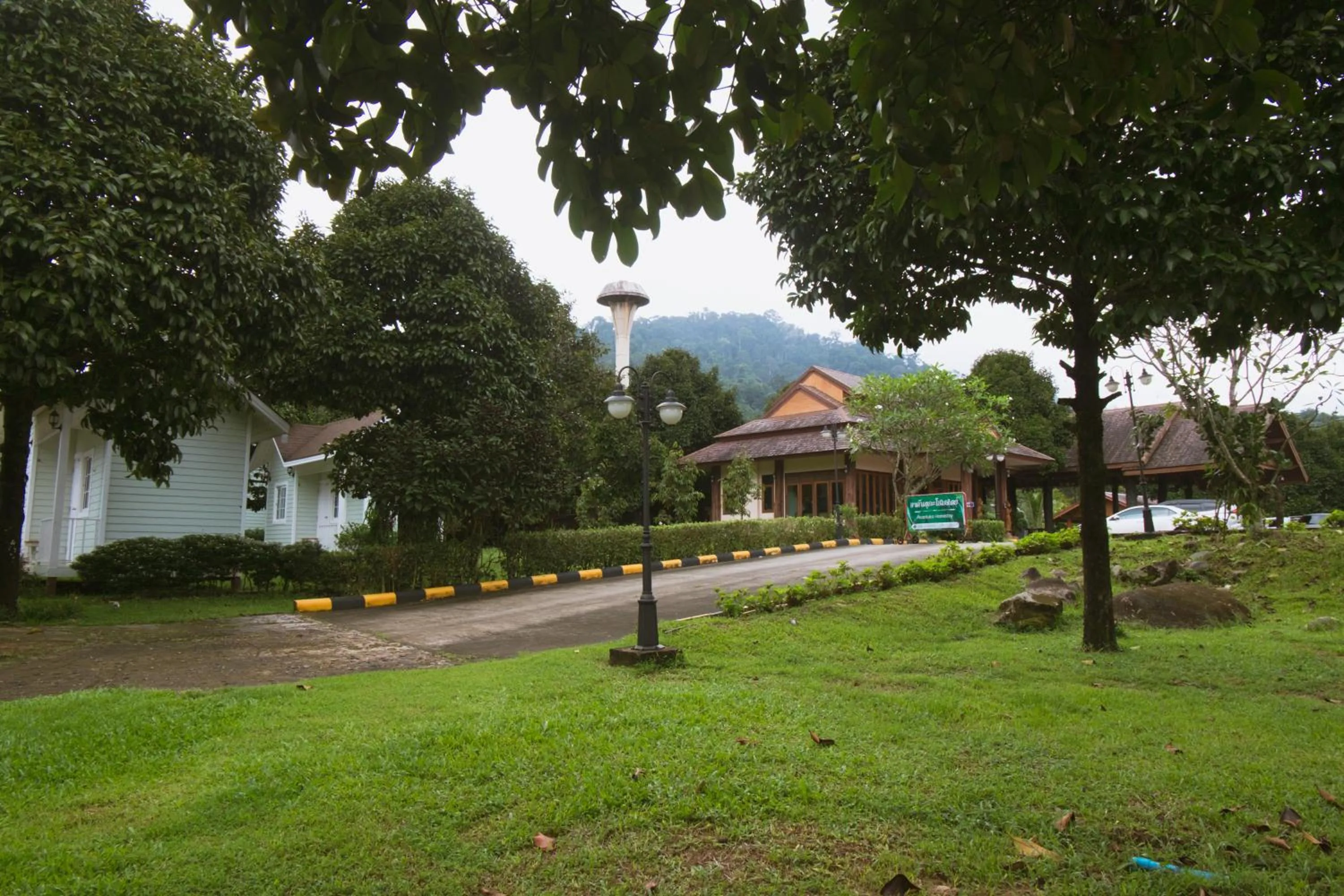 Property building in Akantuka Homestay