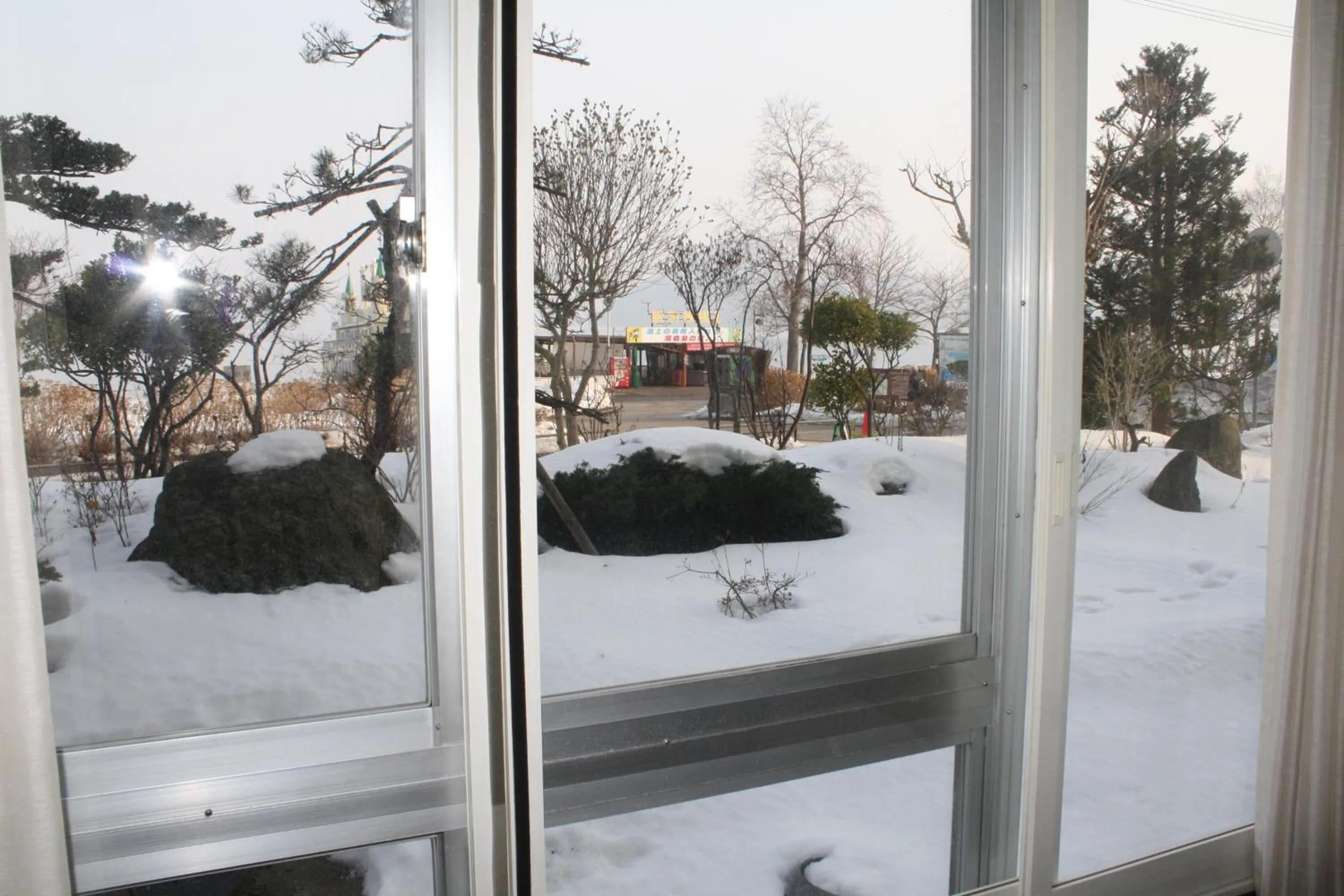 Photo of the whole room in Hotel Grand Toya