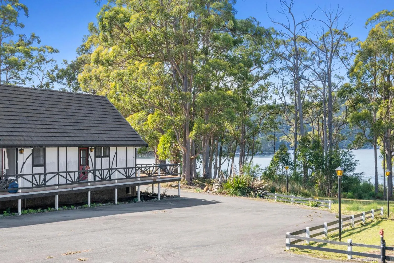 Natural landscape in The Fox and Hounds Historic Hotel