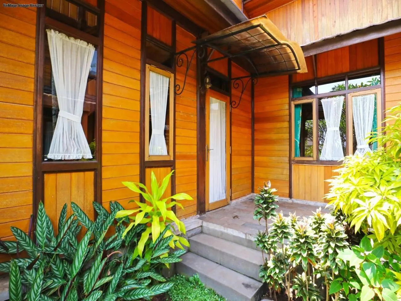 Facade/entrance in Villa Gardenia Bandung