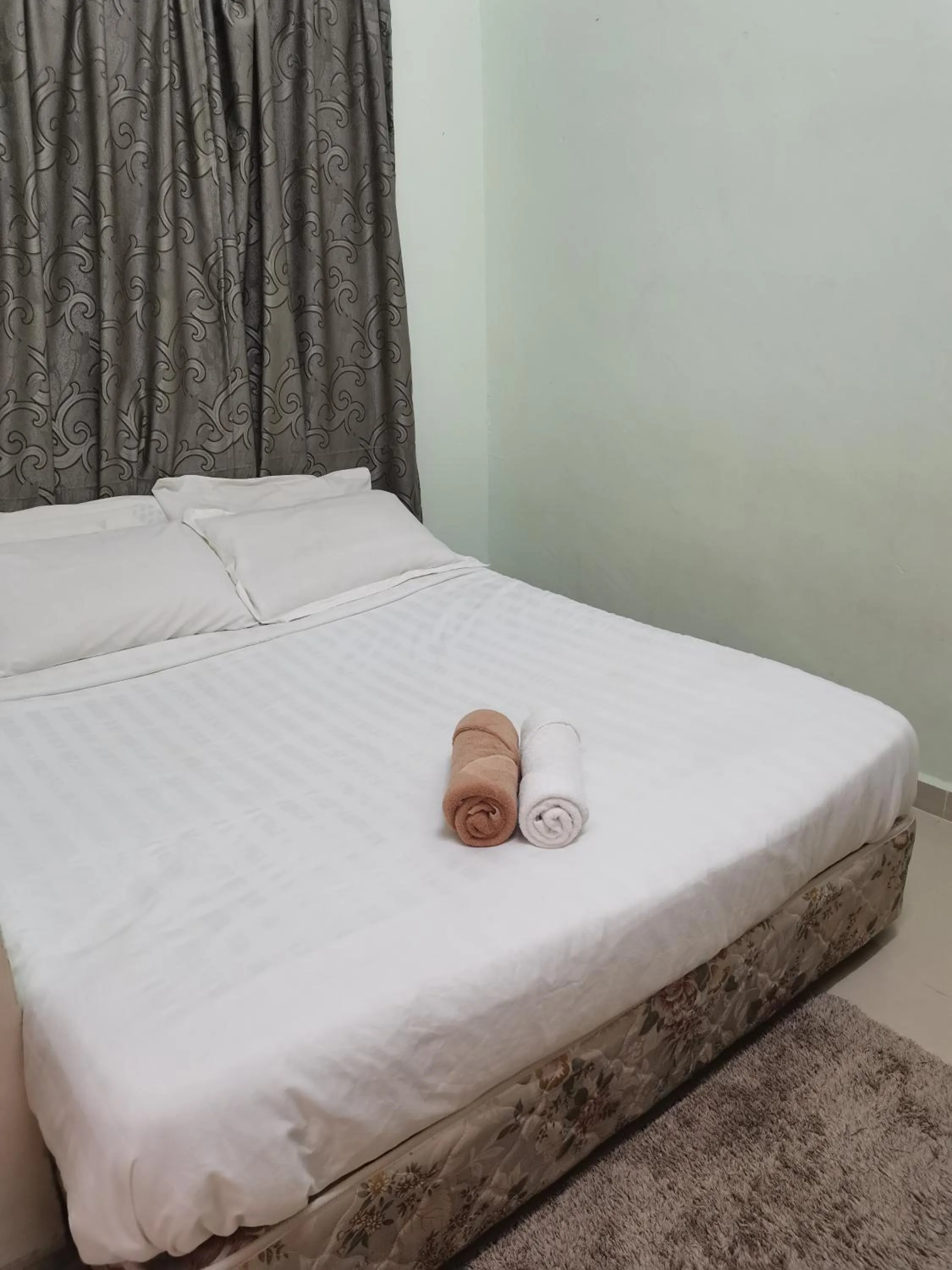 Bedroom, Bed in Daisyinn Budget Hotel Kuala Terengganu