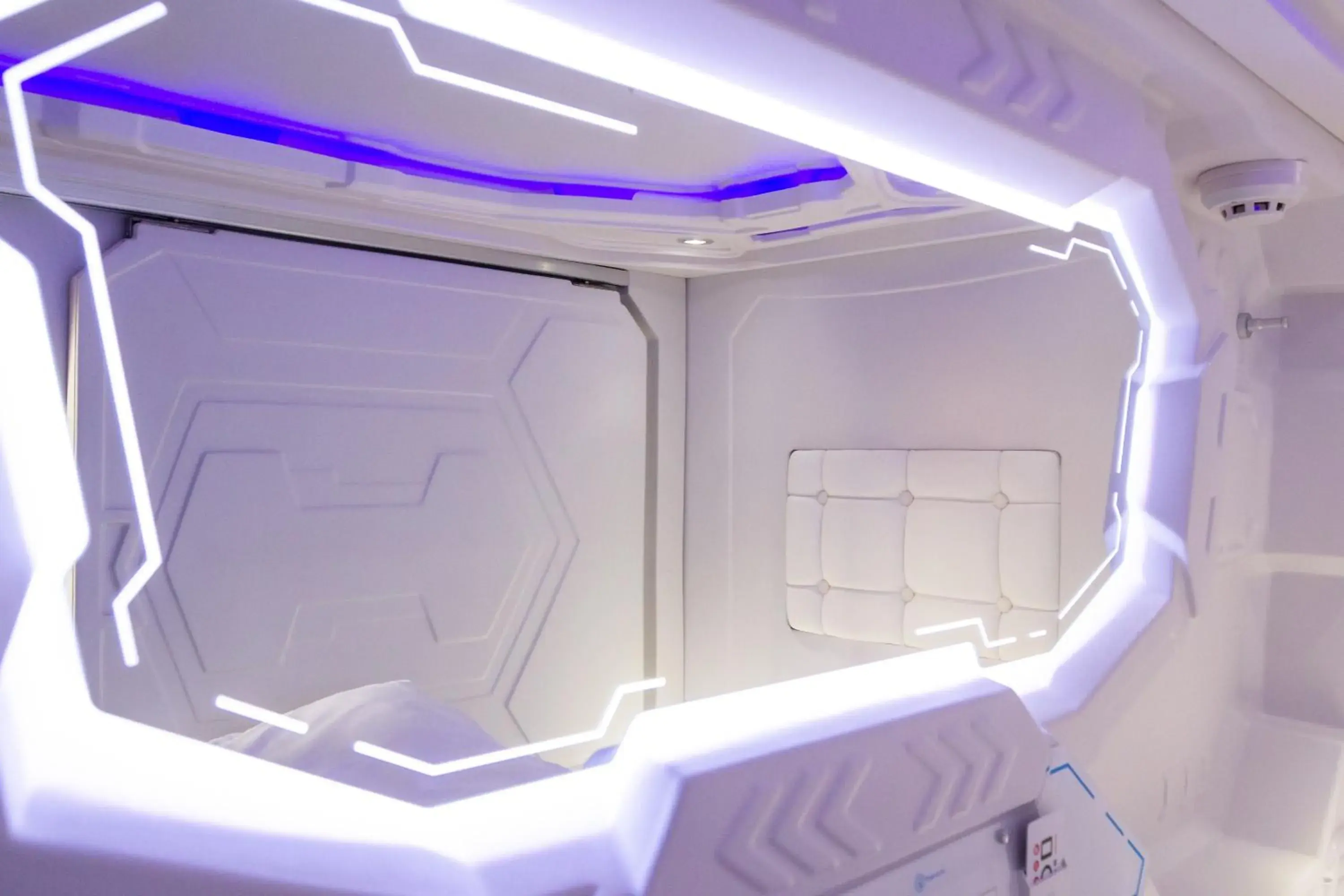 Double Mixed Capsule Bed - Double in Pod Inn Double Mixed Capsule Bed - Double in Pod Inn