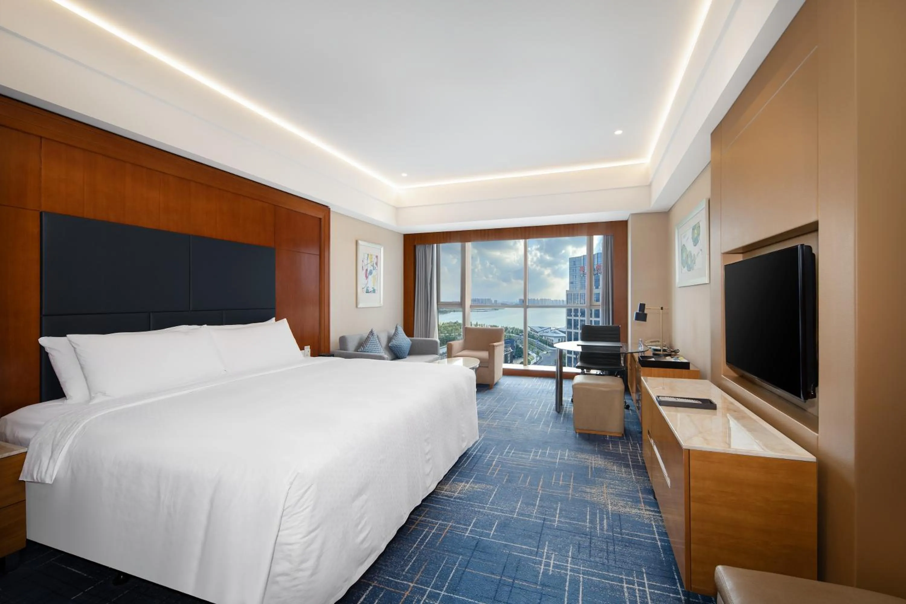 Bed in Four Points by Sheraton Suzhou