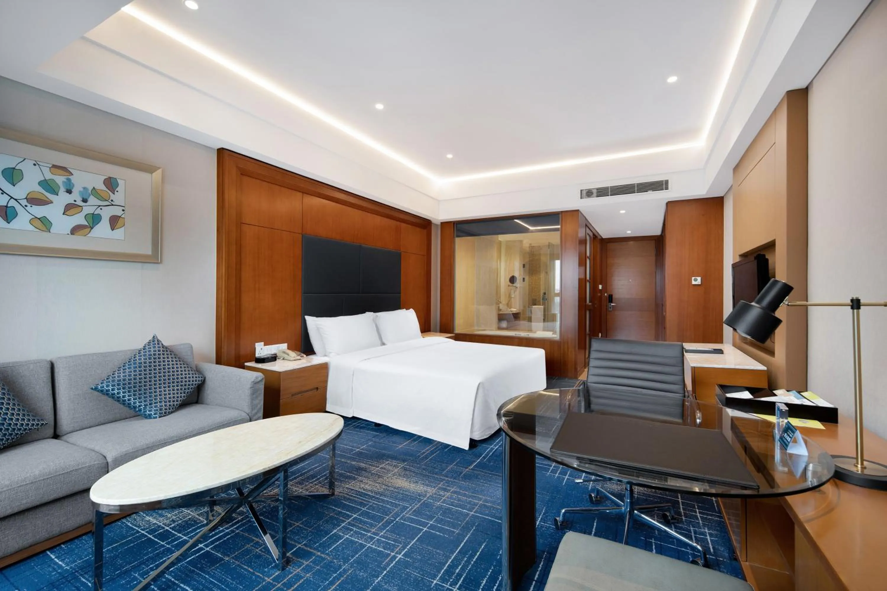 Bed in Four Points by Sheraton Suzhou