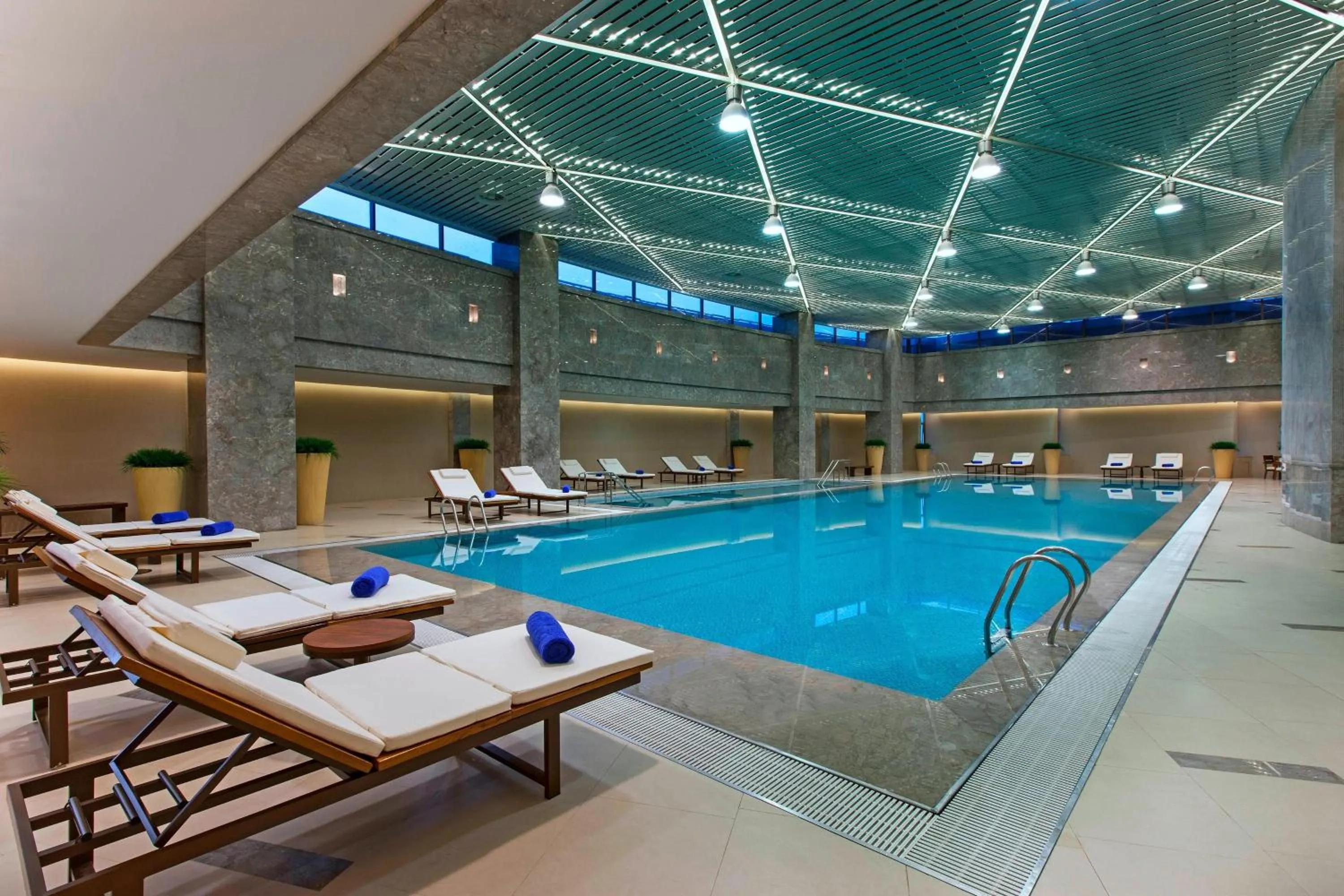 Swimming pool in Four Points by Sheraton Suzhou
