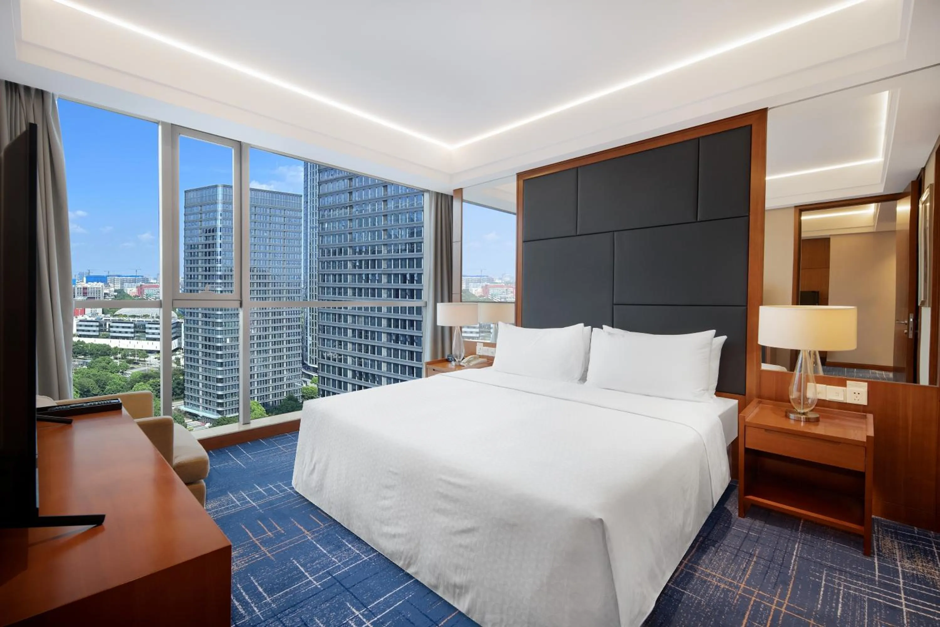 Bed in Four Points by Sheraton Suzhou