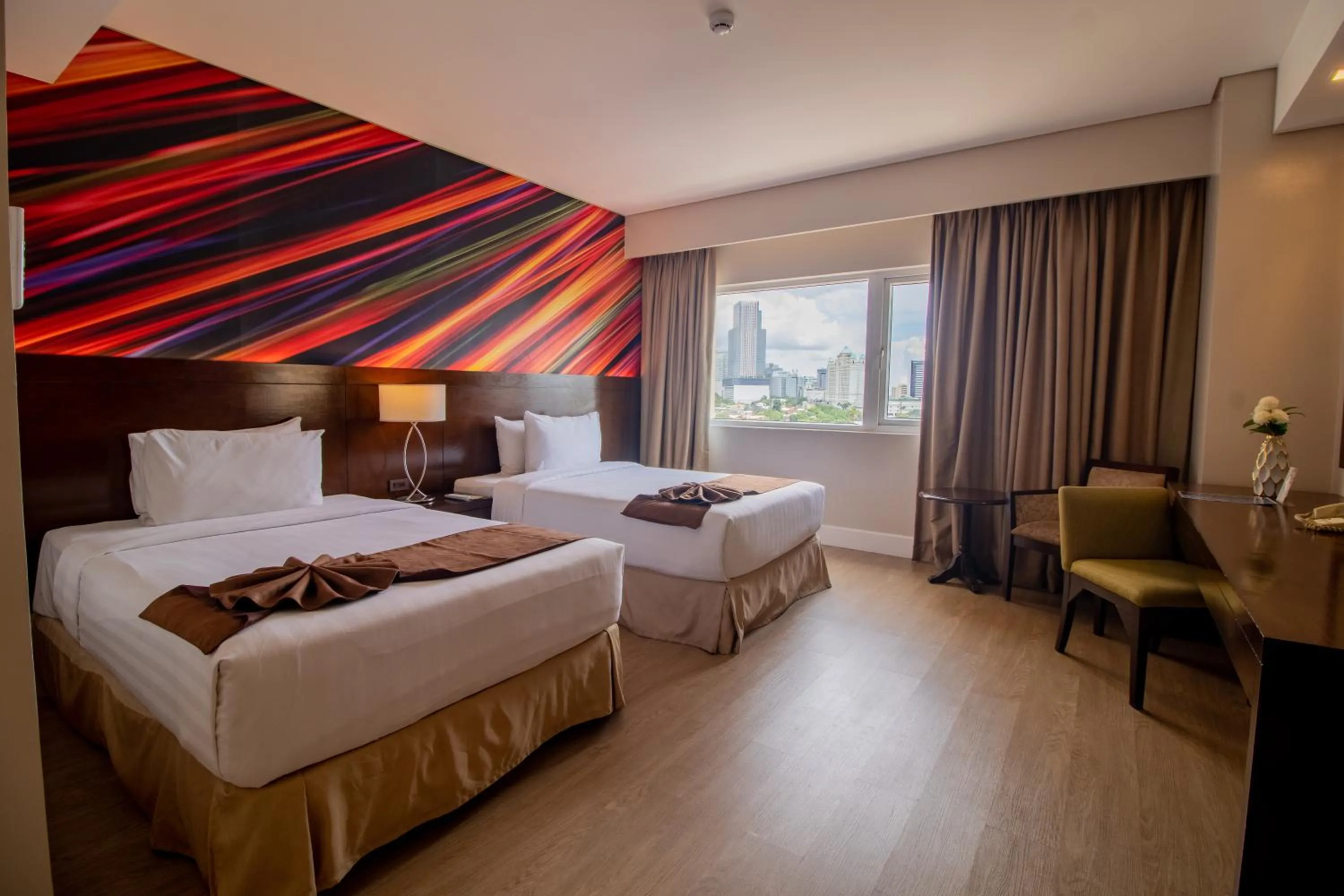 Bedroom, Bed in Harolds Hotel Cebu