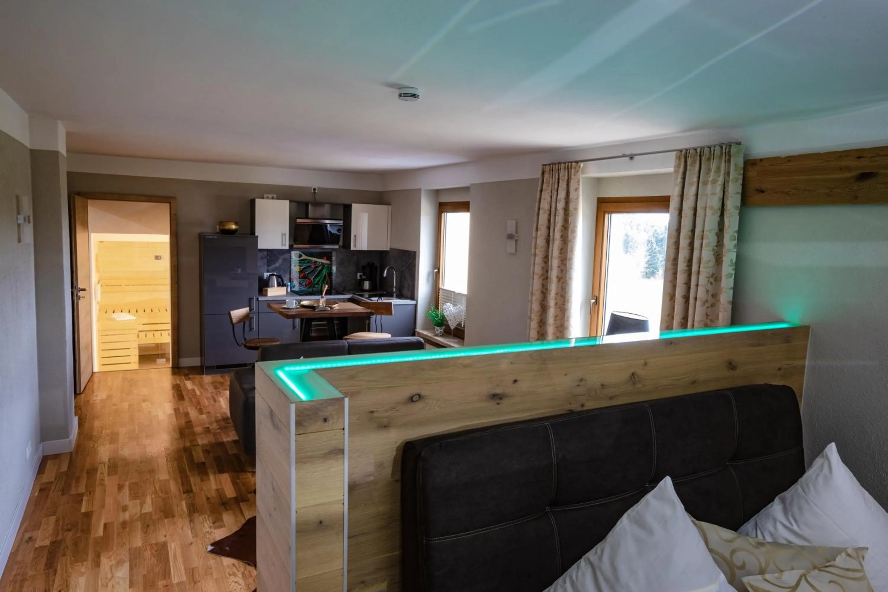 Photo of the whole room in Hofgut Held