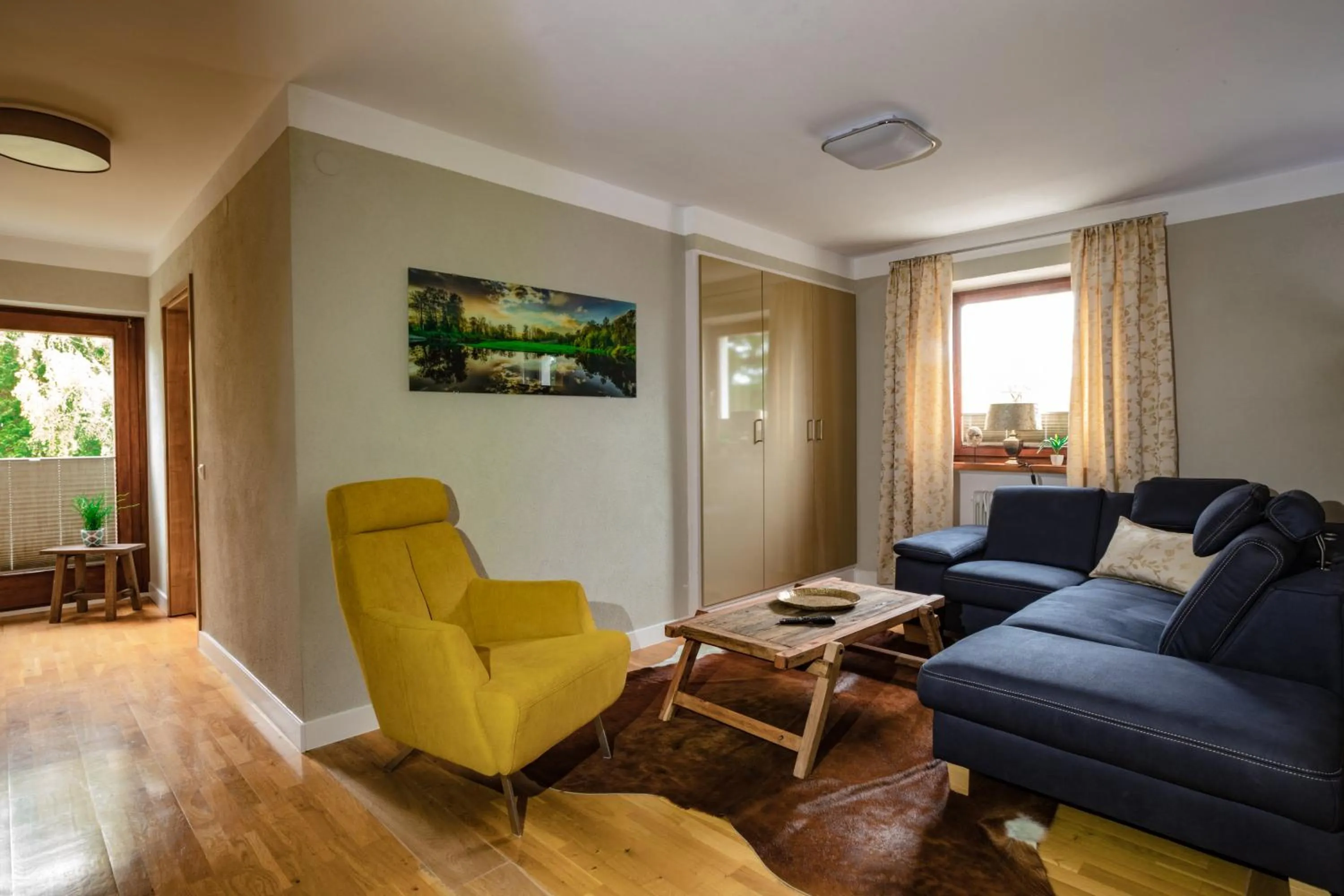 Photo of the whole room in Hofgut Held