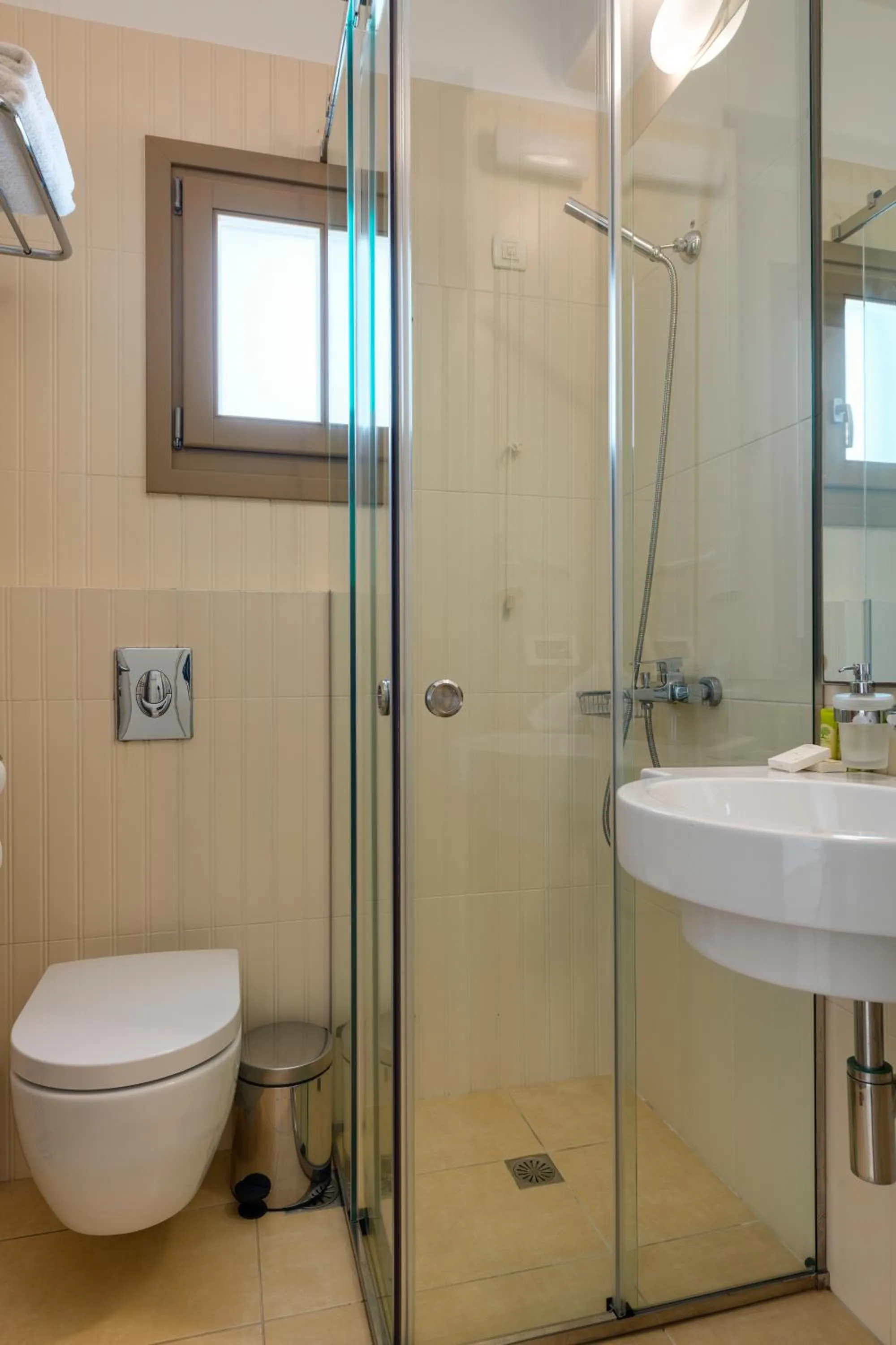 Shower in Lithos by Spyros & Flora