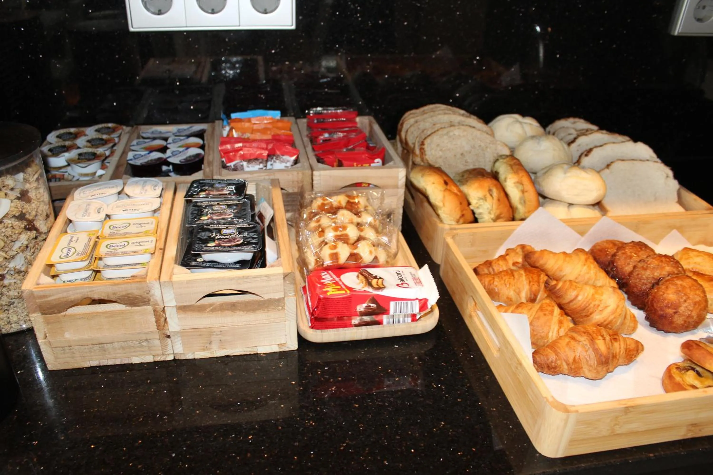 Breakfast in Amadi Park Hotel